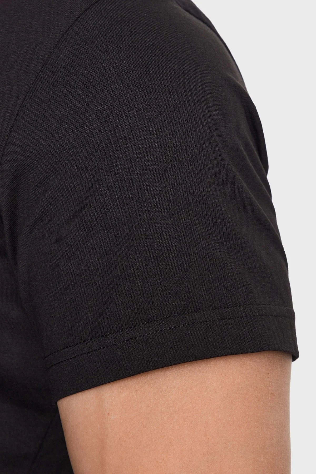 Calvin Klein Logolu Bisiklet Yaka % 100 Pamuk Regular Fit J30J323523BEH Erkek T Shirt J30J323523 BEH SİYAH - 5