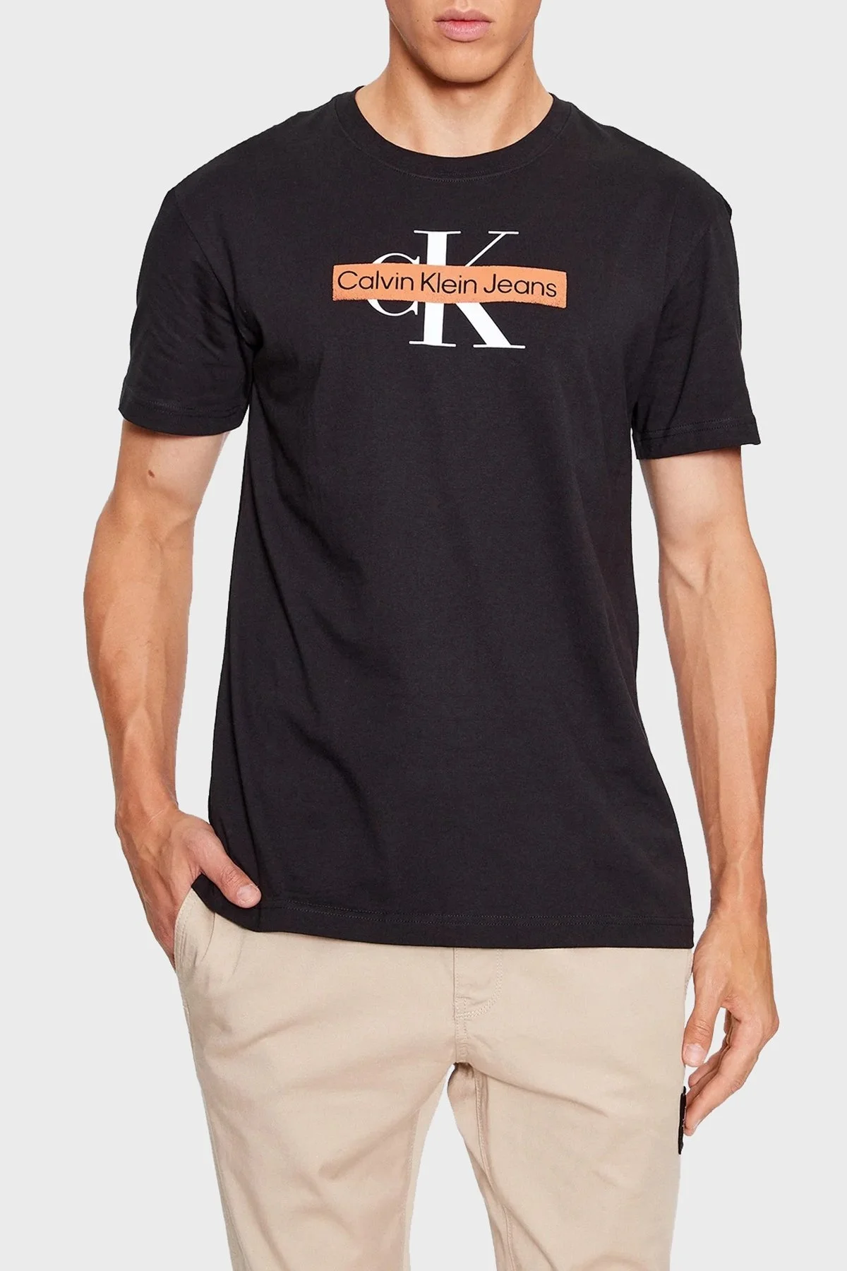 Calvin Klein Logolu Bisiklet Yaka % 100 Pamuk Regular Fit J30J324008BEH Erkek T Shirt J30J324008 BEH SİYAH - 1