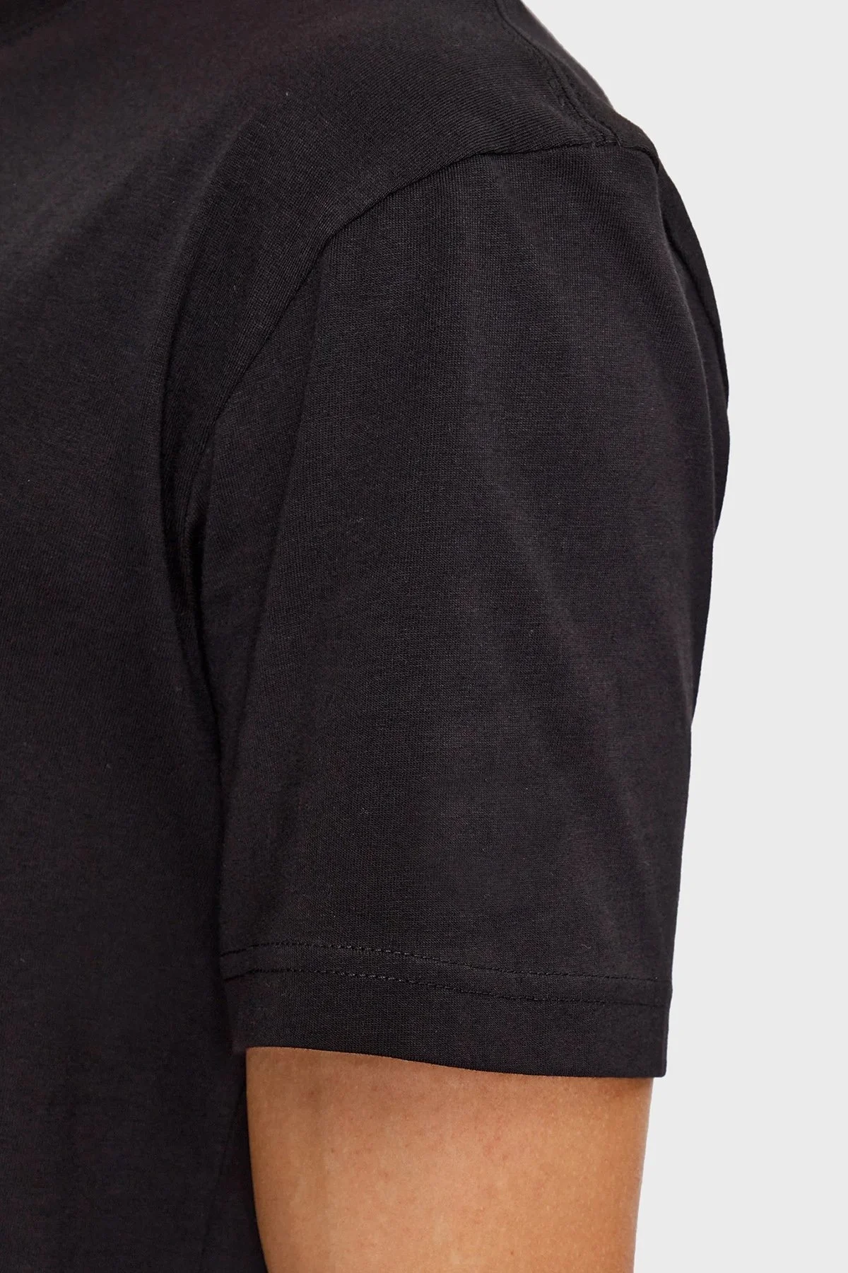 Calvin Klein Logolu Bisiklet Yaka % 100 Pamuk Regular Fit J30J324008BEH Erkek T Shirt J30J324008 BEH SİYAH - 5