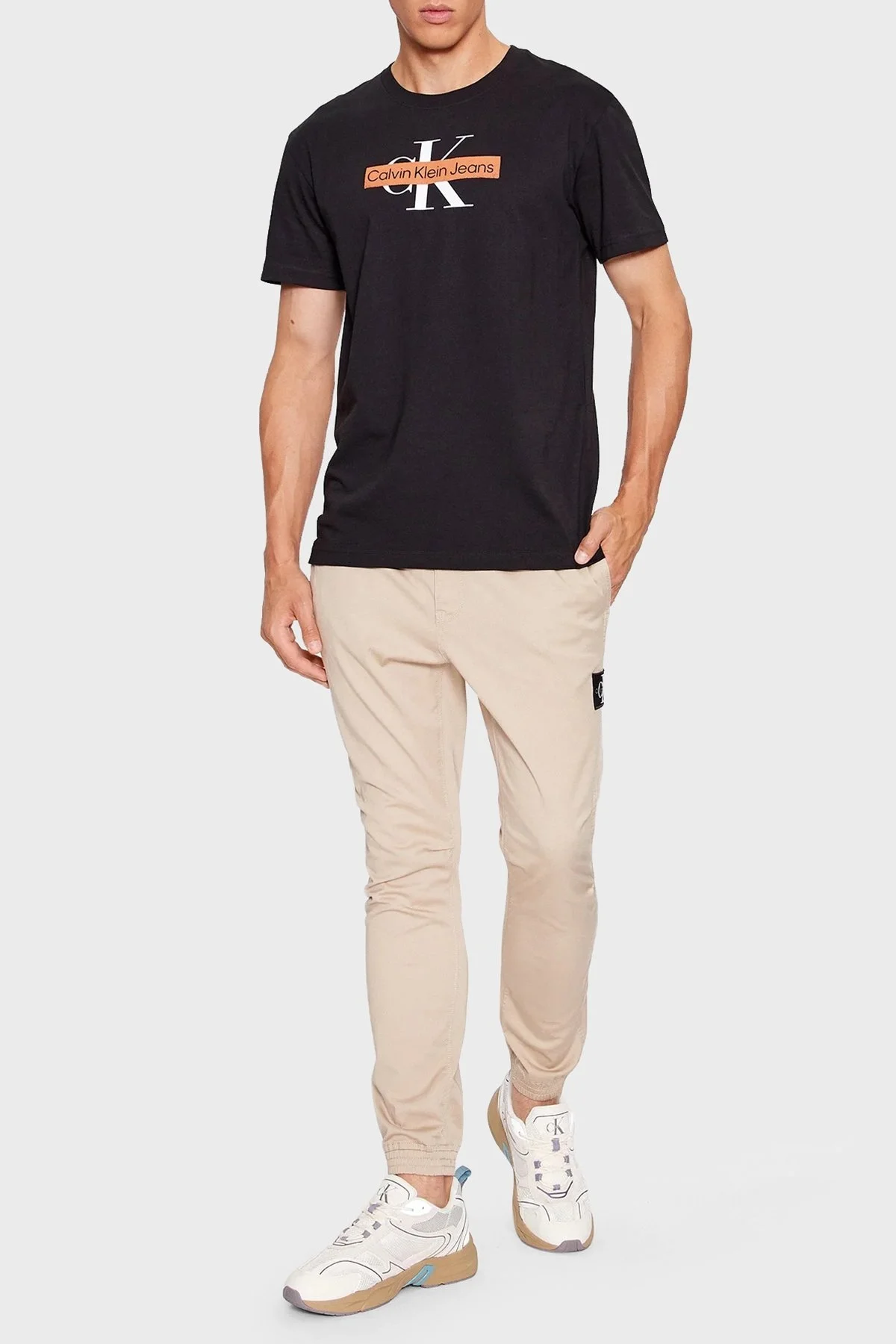 Calvin Klein Logolu Bisiklet Yaka % 100 Pamuk Regular Fit J30J324008BEH Erkek T Shirt J30J324008 BEH SİYAH - 8