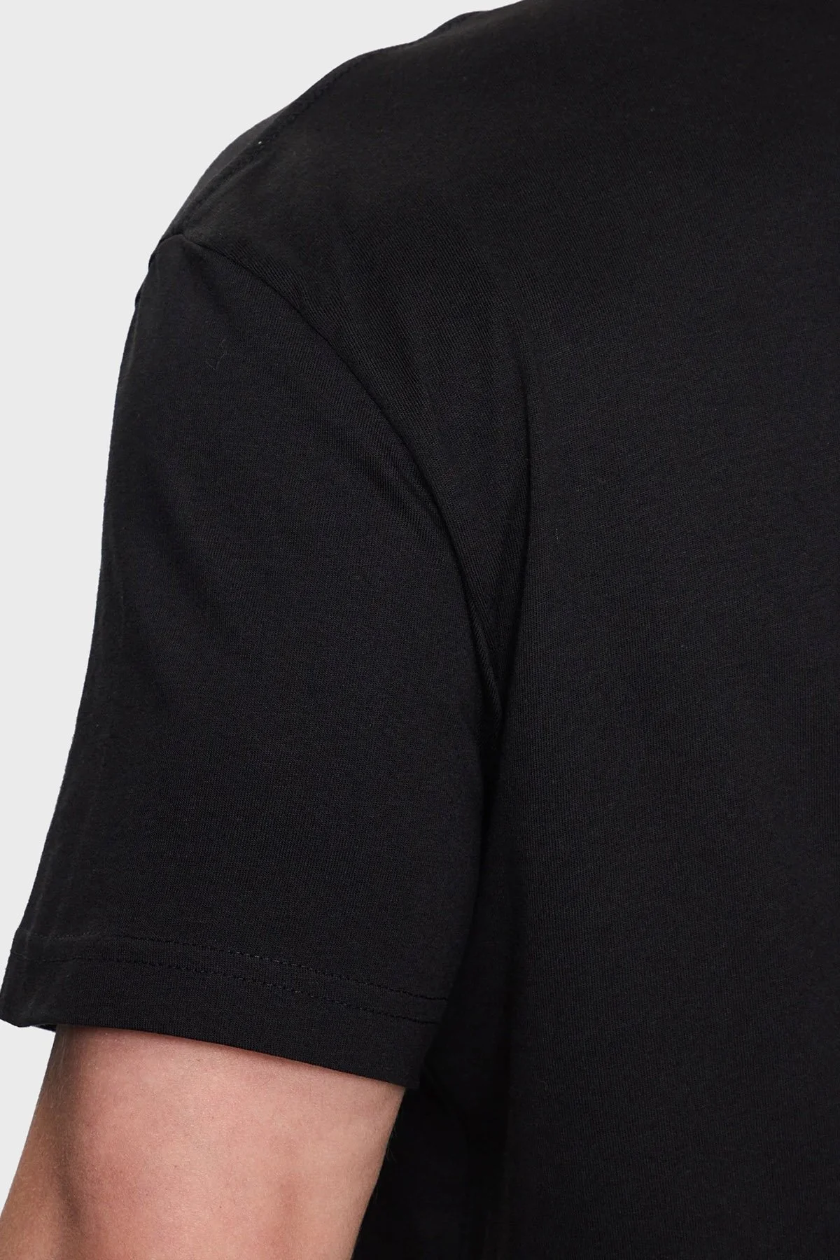 Calvin Klein Logolu Bisiklet Yaka % 100 Pamuk Regular Fit J30J324208BEH Erkek T Shirt J30J324208 BEH SİYAH - 5