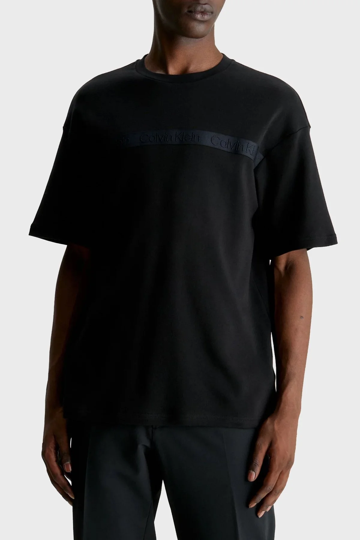 Calvin Klein Logolu Bisiklet Yaka % 100 Pamuk Regular Fit K10K112391BEH Erkek T Shirt K10K112391 BEH SİYAH - 1
