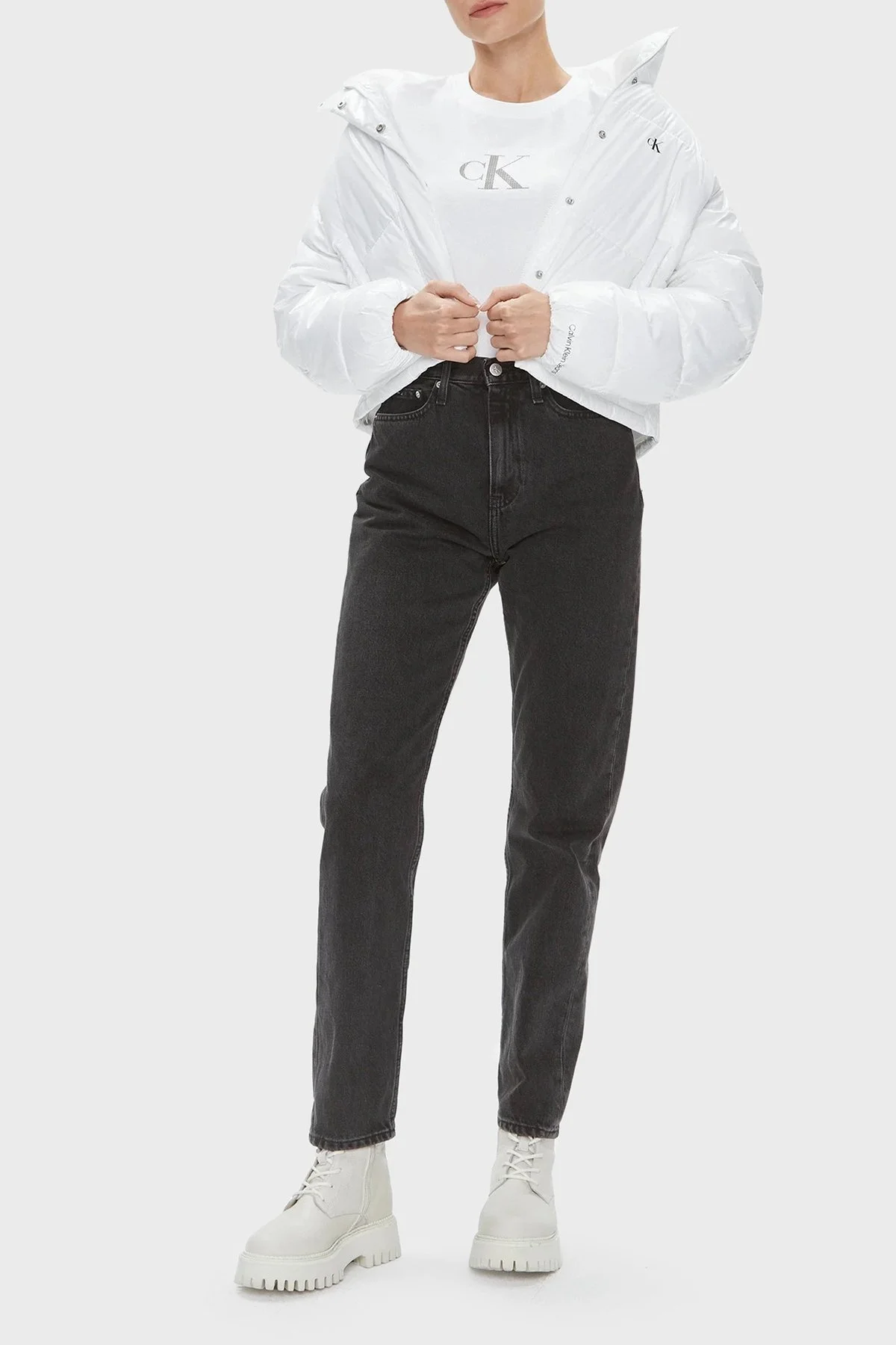 Calvin Klein Logolu Bisiklet Yaka % 100 Pamuk Slim Fit J20J222961YAF Bayan T Shirt J20J222961 YAF BEYAZ - 2