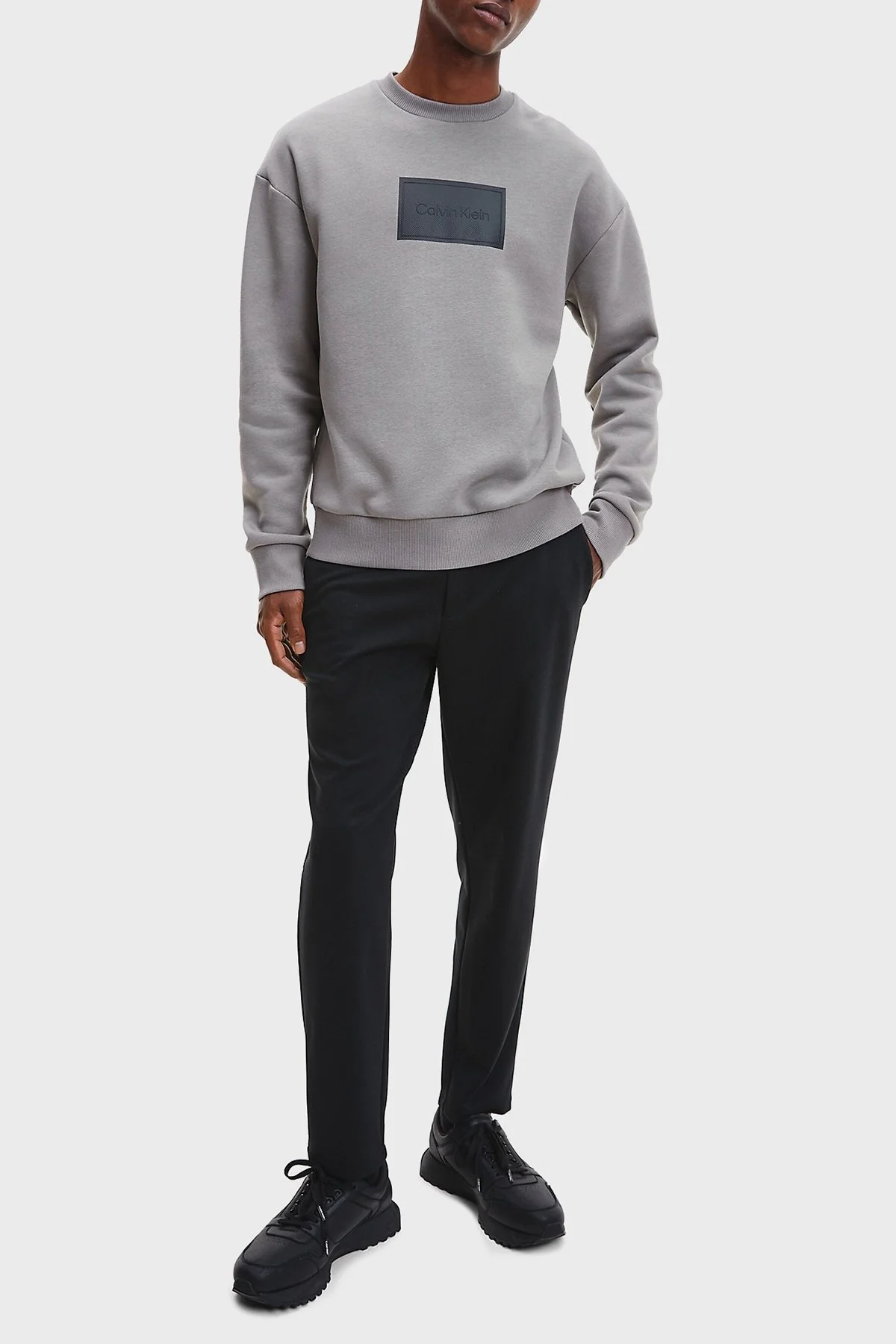Calvin Klein Logolu Bisiklet Yaka Organik Pamuklu Relaxed Fit Erkek Sweat K10K110083 PQ6 GRİ - 2