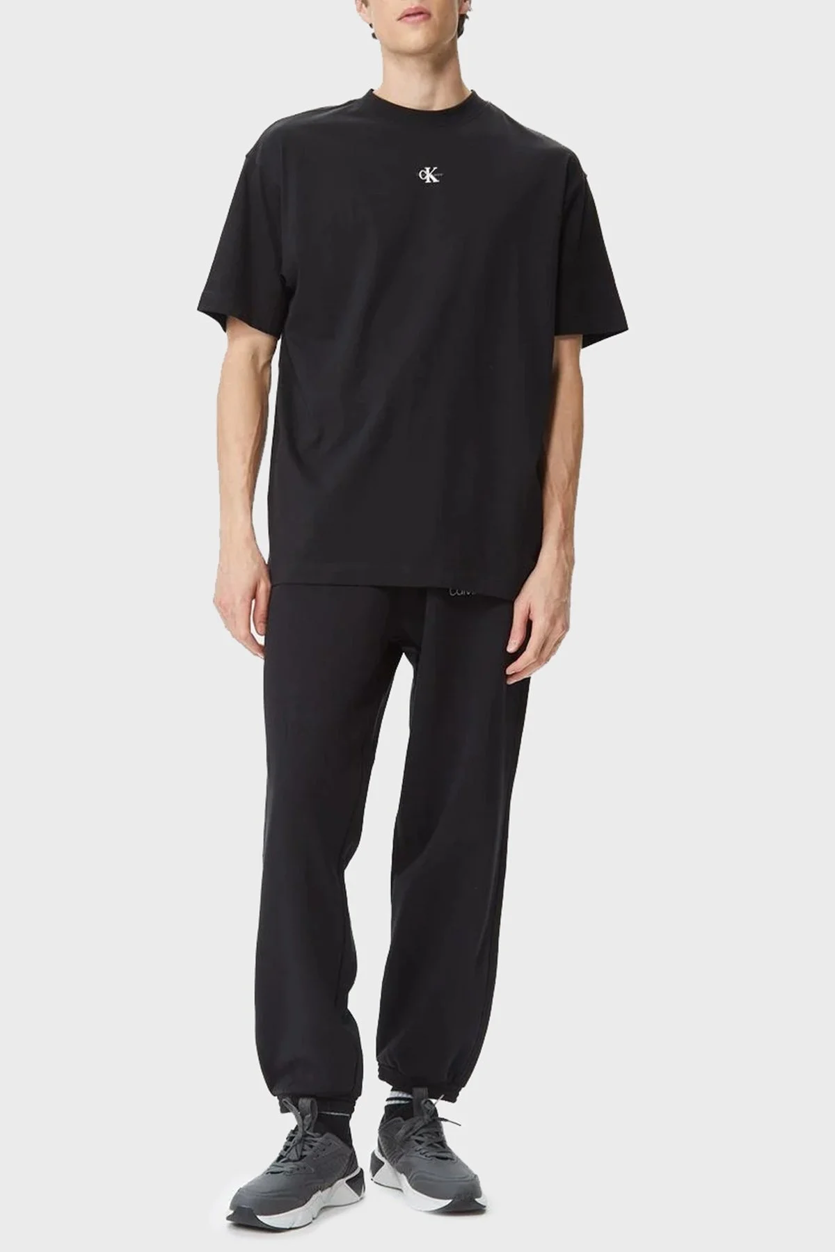 Calvin Klein Logolu Bisiklet Yaka Pamuklu J30J322849BEH Erkek T Shirt J30J322849 BEH SİYAH - 3