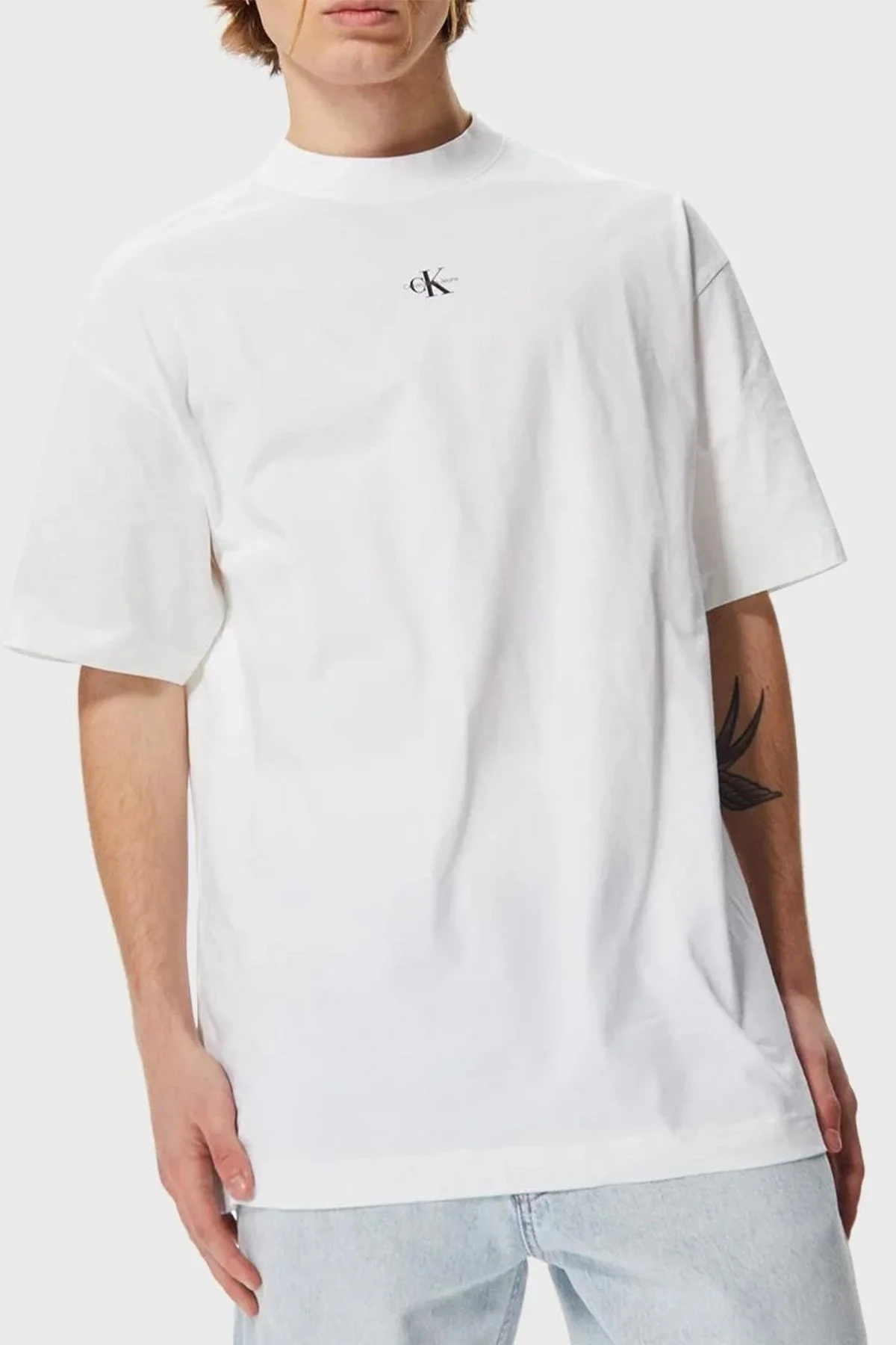 Calvin Klein Logolu Bisiklet Yaka Pamuklu J30J322849YAF Erkek T Shirt J30J322849 YAF BEYAZ - 1