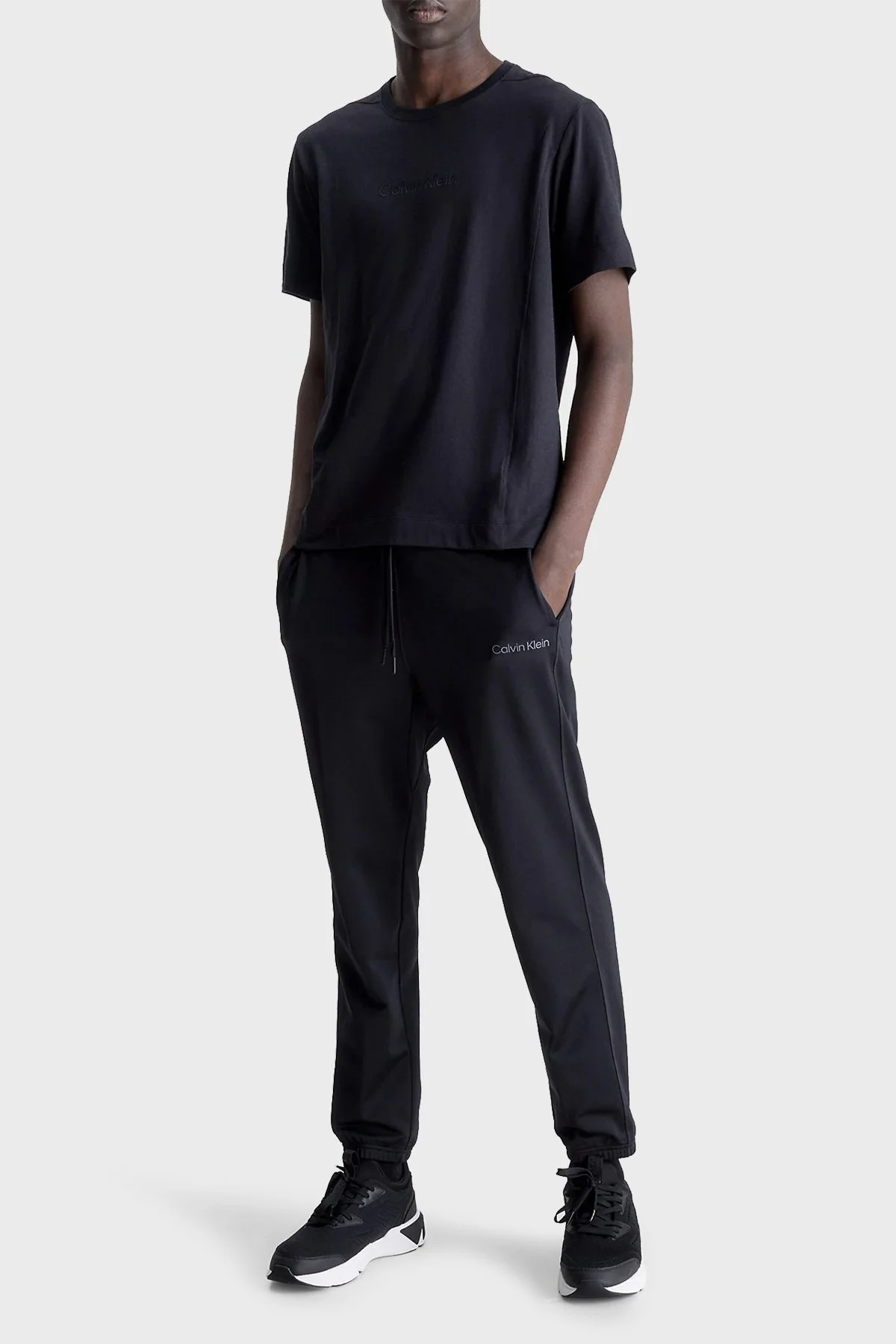 Calvin Klein Logolu Bisiklet Yaka Pamuklu Regular Fit 00GMS3K108BAE Erkek T Shirt 00GMS3K108 BAE SİYAH - 4