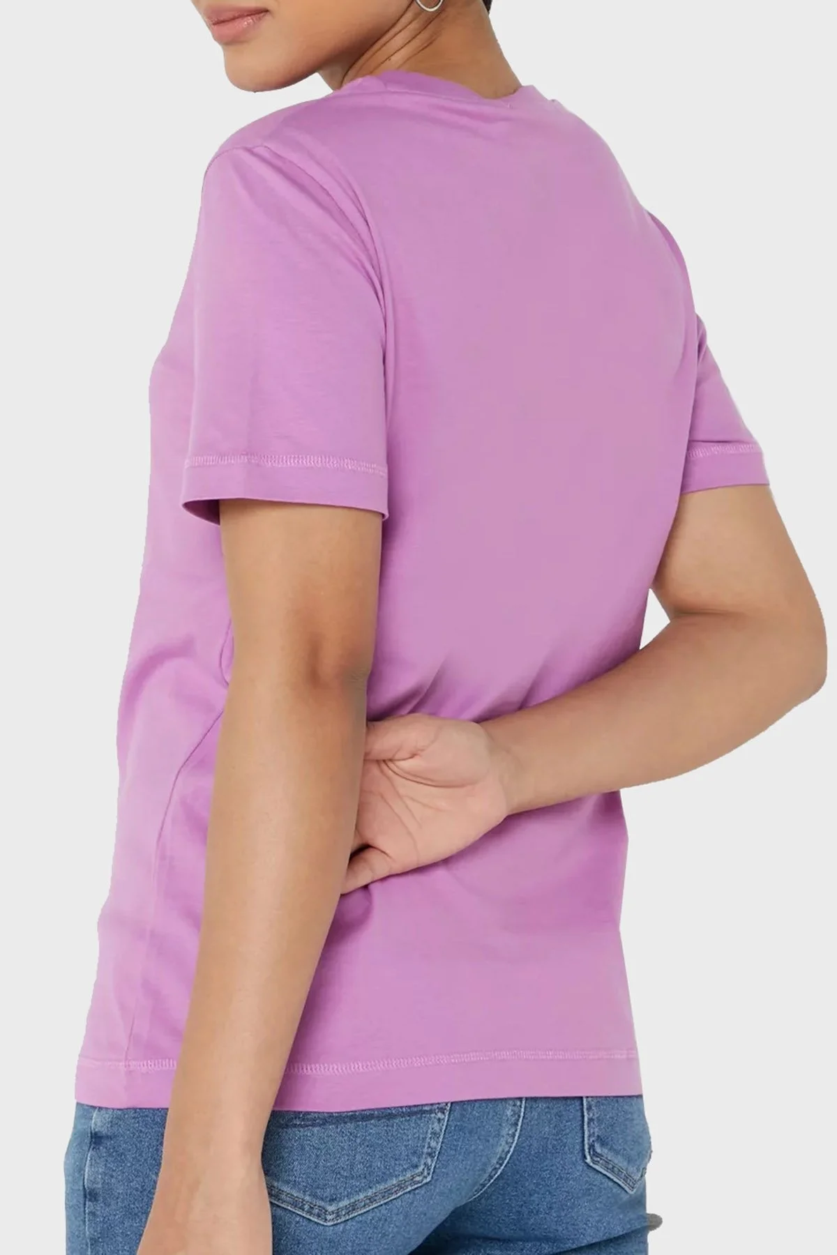 Calvin Klein Logolu Bisiklet Yaka Pamuklu Regular Fit Bayan T Shirt J20J220284 VDR FUŞYA - 2