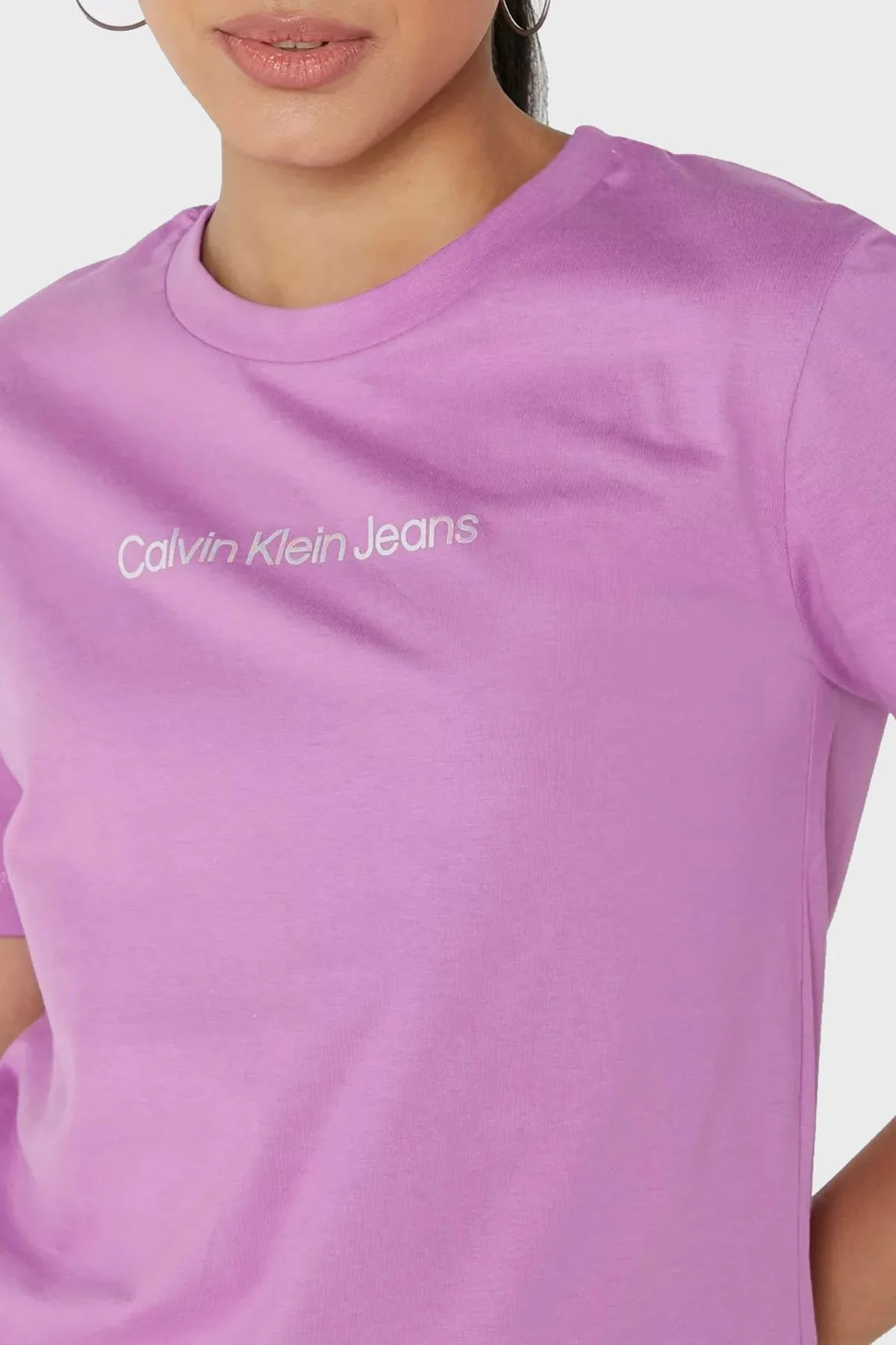 Calvin Klein Logolu Bisiklet Yaka Pamuklu Regular Fit Bayan T Shirt J20J220284 VDR FUŞYA - 3