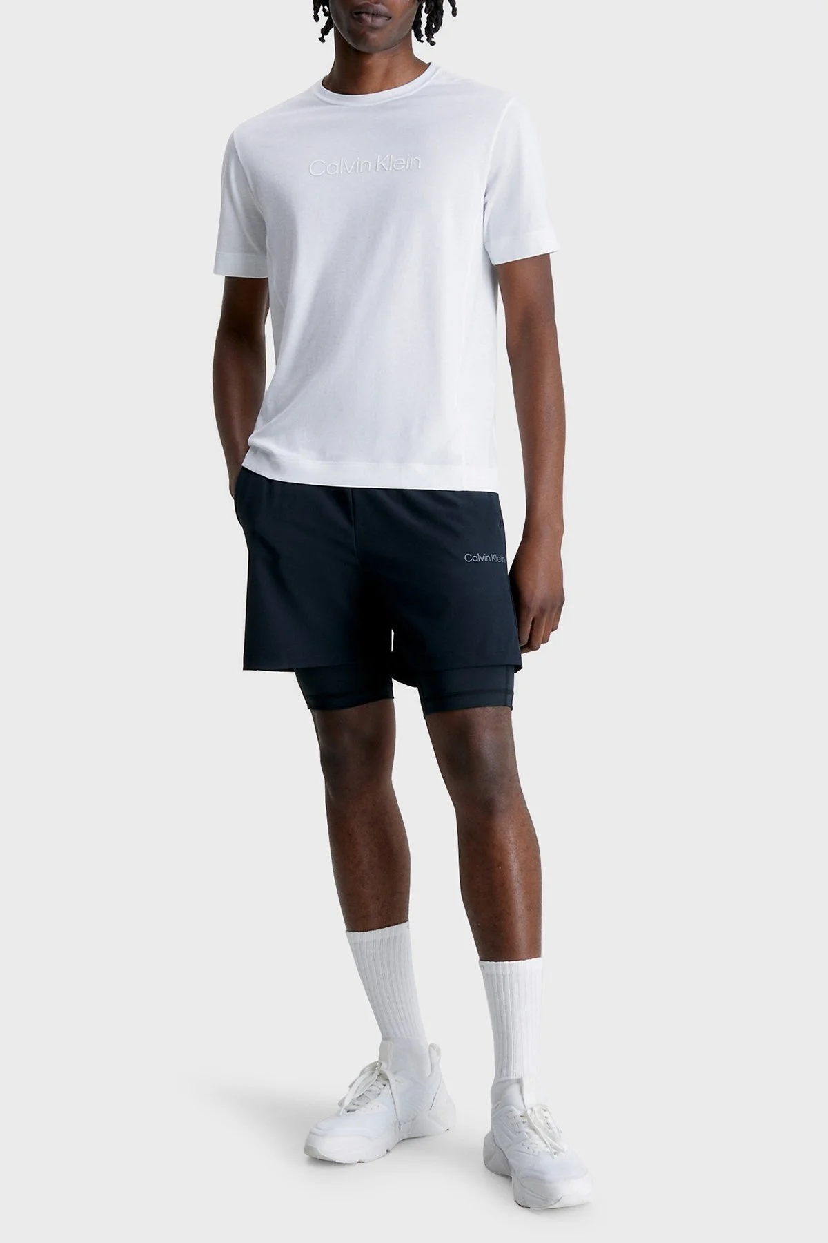 Calvin Klein Logolu Bisiklet Yaka Pamuklu Regular Fit Erkek T Shirt 00GMS3K108 YAF BEYAZ - 4