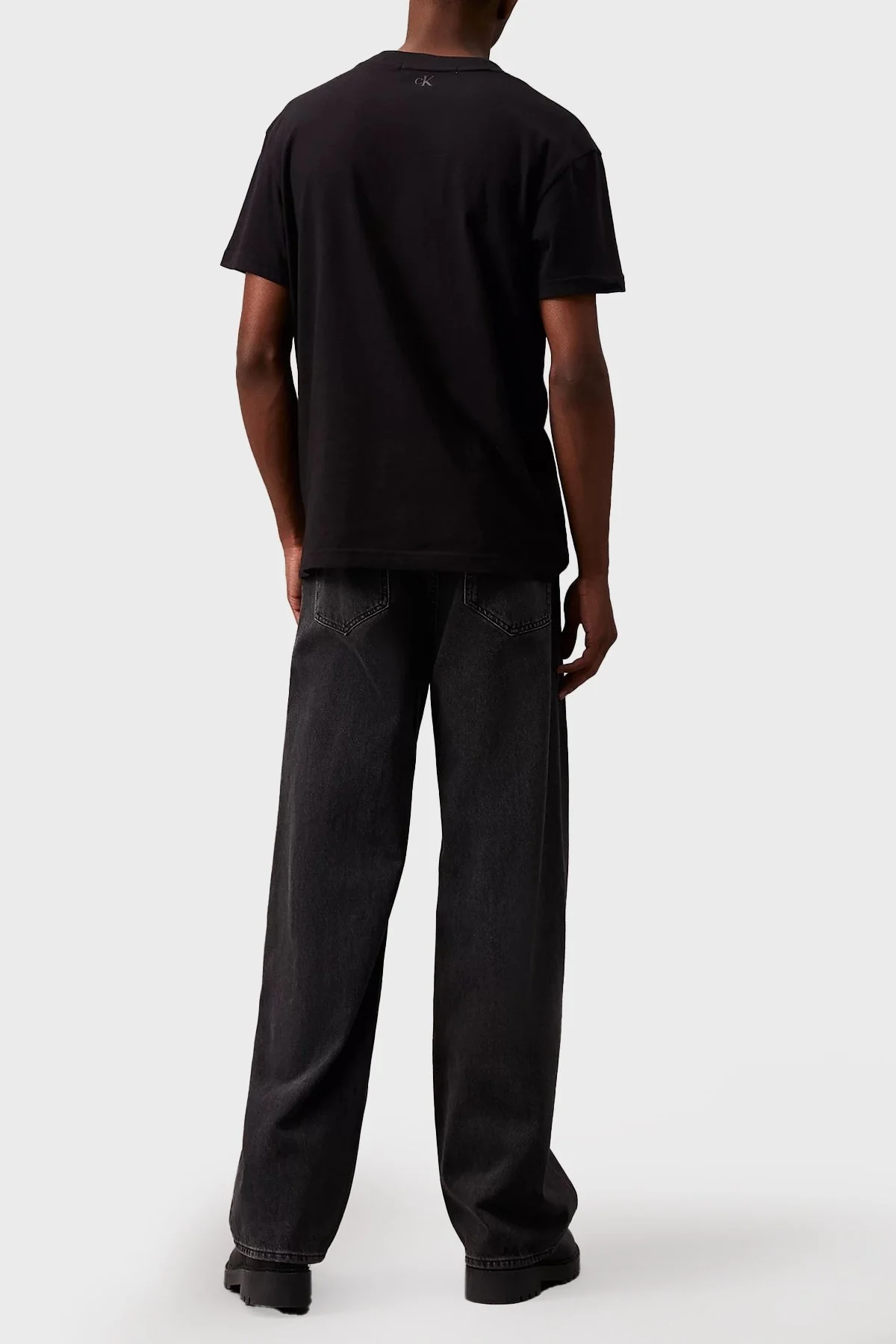 Calvin Klein Logolu Bisiklet Yaka Regular Fit Pamuklu Jarse J30J324668BEH Erkek T Shirt J30J324668 BEH SİYAH - 2