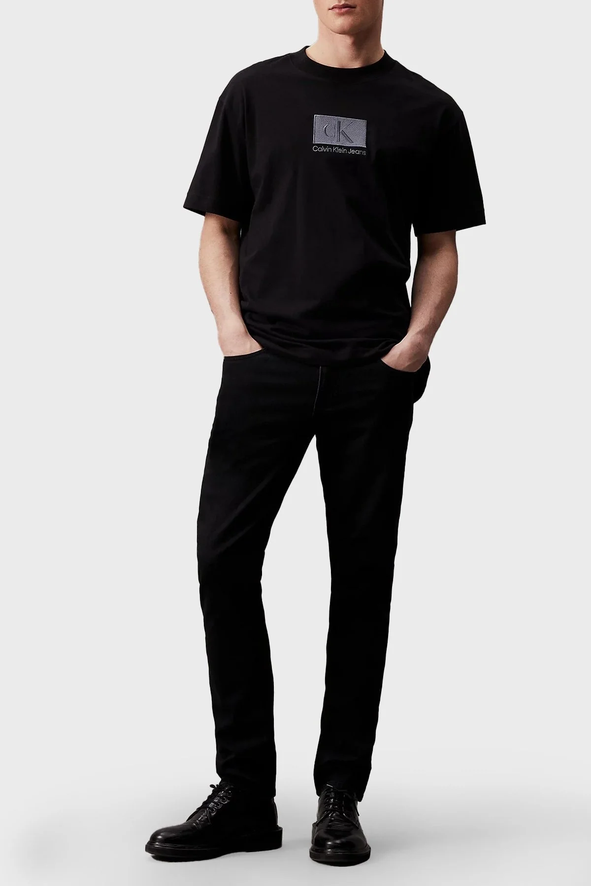 Calvin Klein Logolu Bisiklet Yaka Relaxed Fit Pamuklu Jarse J30J325700BEH Erkek T Shirt J30J325700 BEH SİYAH - 3