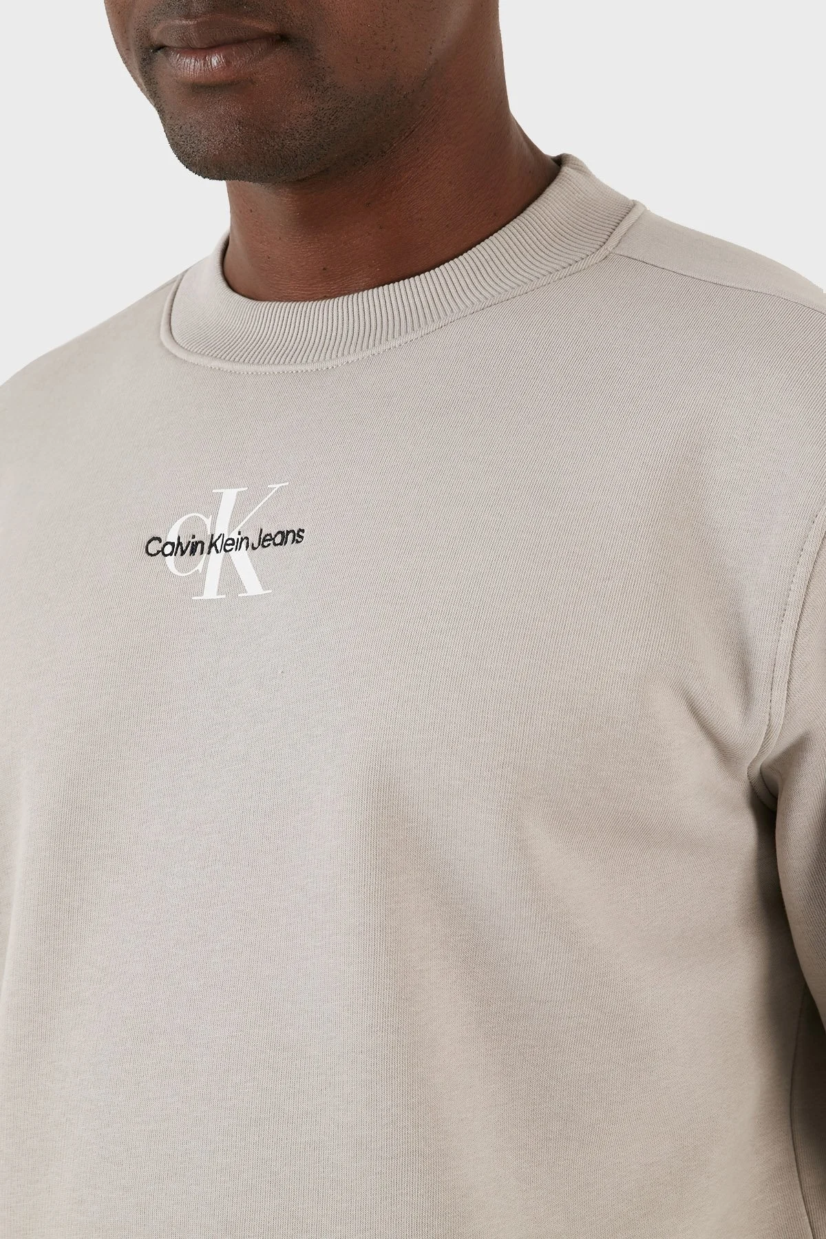 Calvin Klein Logolu Bisiklet Yaka Şardonlu Regular Fit J30J323434PEE Erkek Sweat J30J323434 PEE GRİ - 5