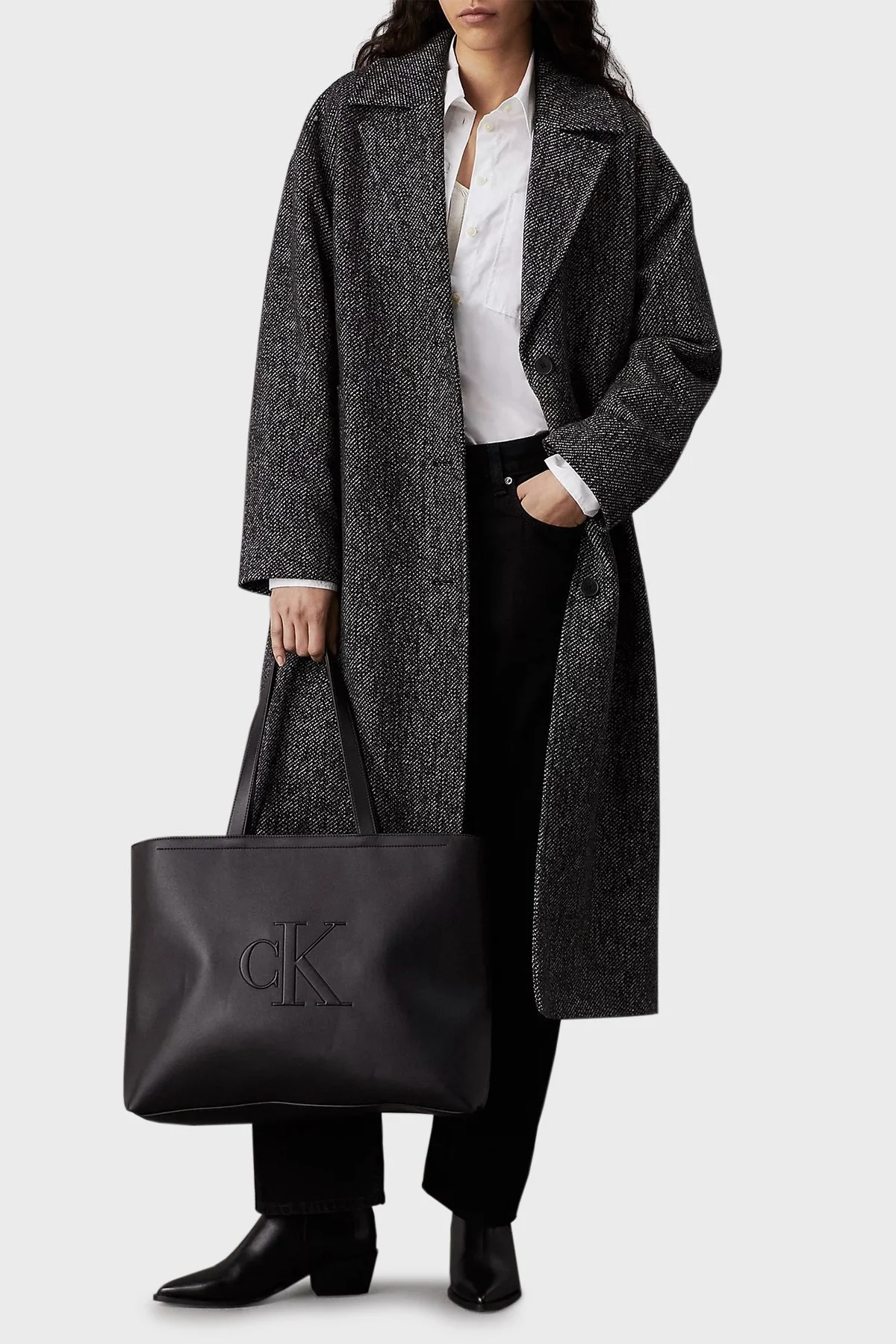 Calvin Klein Logolu Büyük K60K612724BEH Bayan Çanta K60K612724 BEH SİYAH - 2