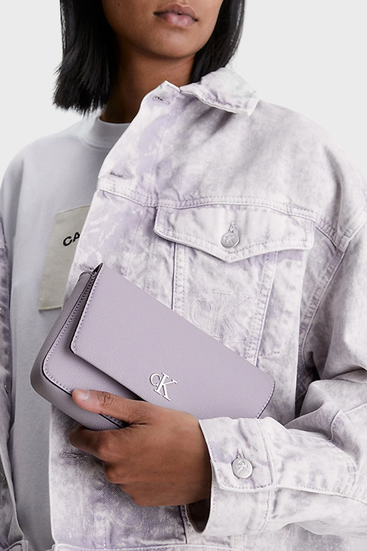 Calvin Klein Logolu Çapraz Askılı Mini K60K610704PC1 Bayan Çanta K60K610704 PC1 GRİ - 3