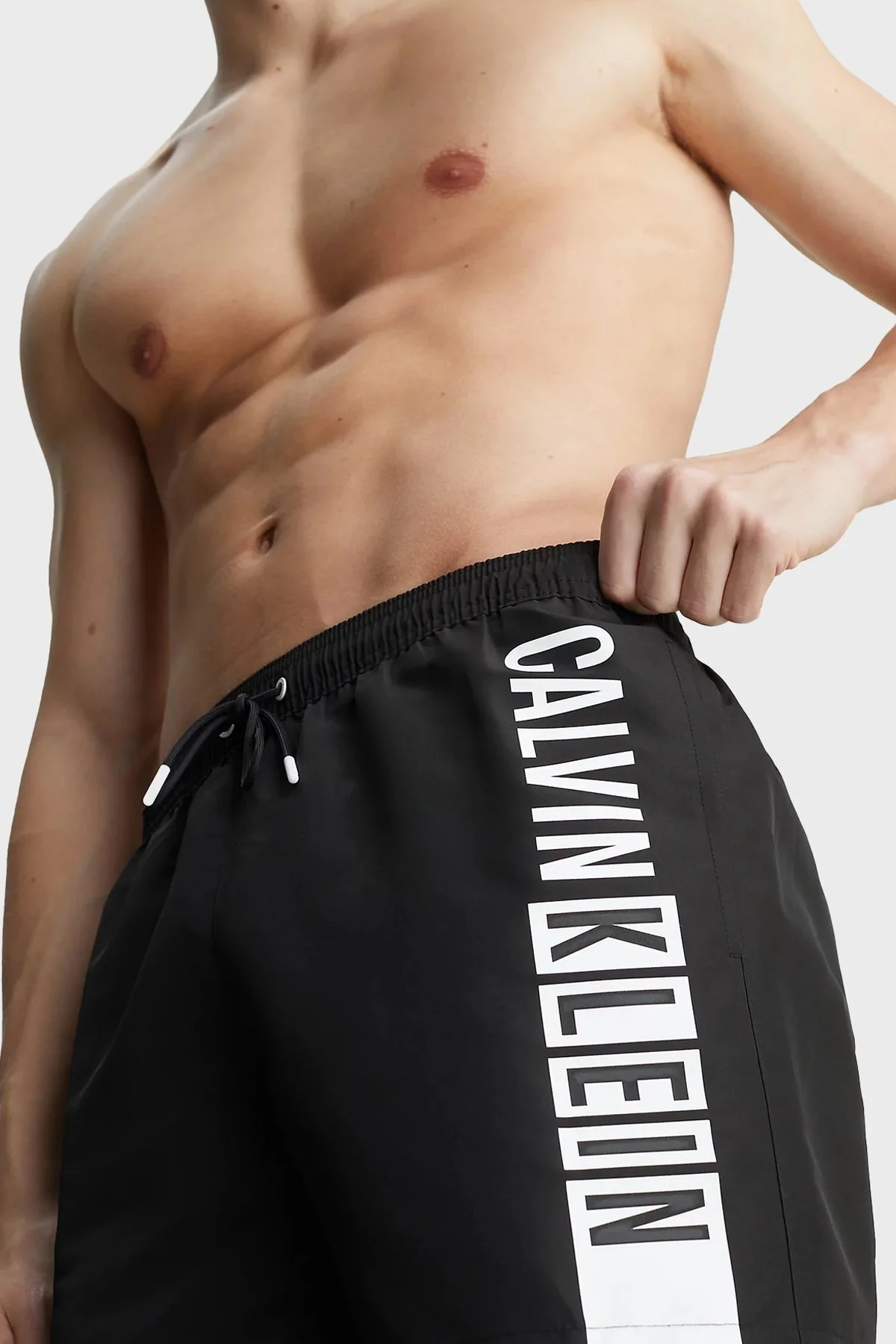 Calvin Klein Logolu Cepli Deniz Şortu Belden Bağlamalı KM0KM00991BEH Erkek Mayo Short KM0KM00991 BEH SİYAH - 5