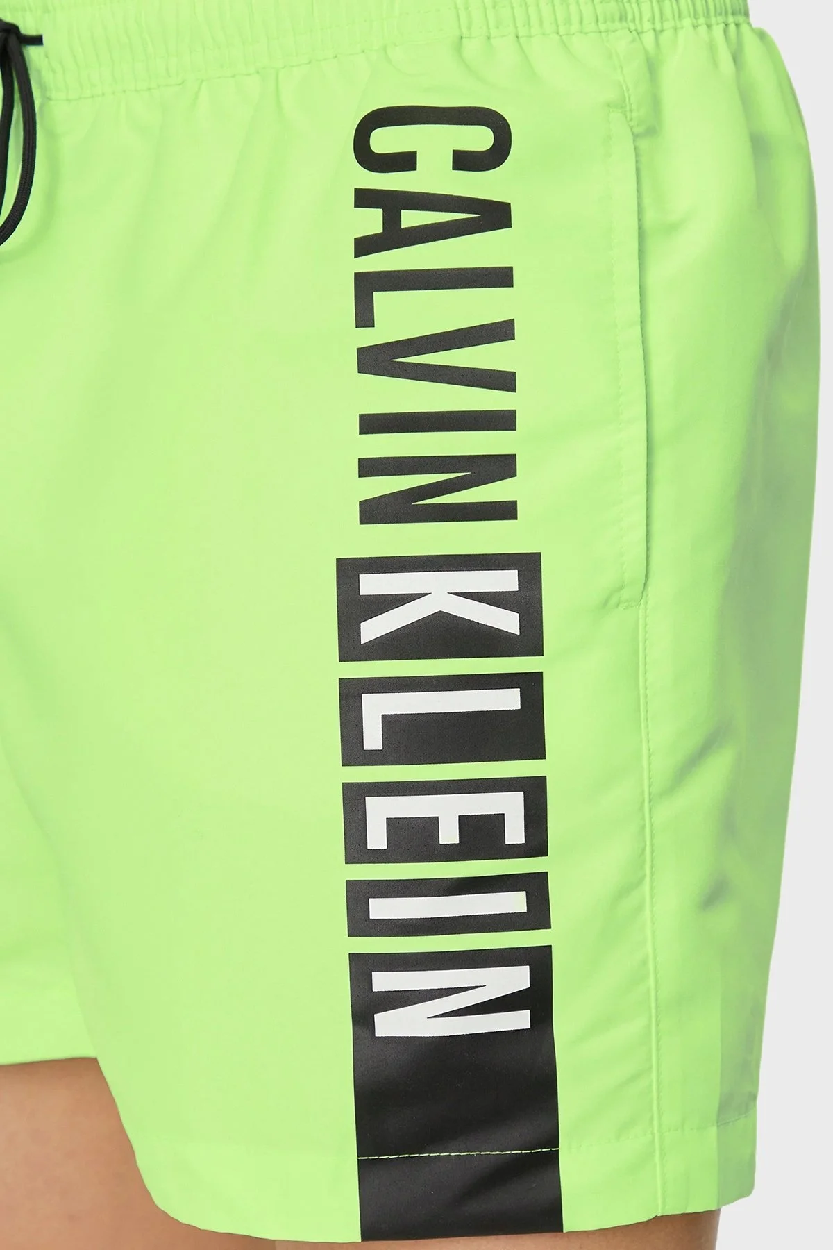 Calvin Klein Logolu Cepli Deniz Şortu Belden Bağlamalı KM0KM00991M0T Erkek Mayo Short KM0KM00991 M0T AÇIK YEŞİL - 4