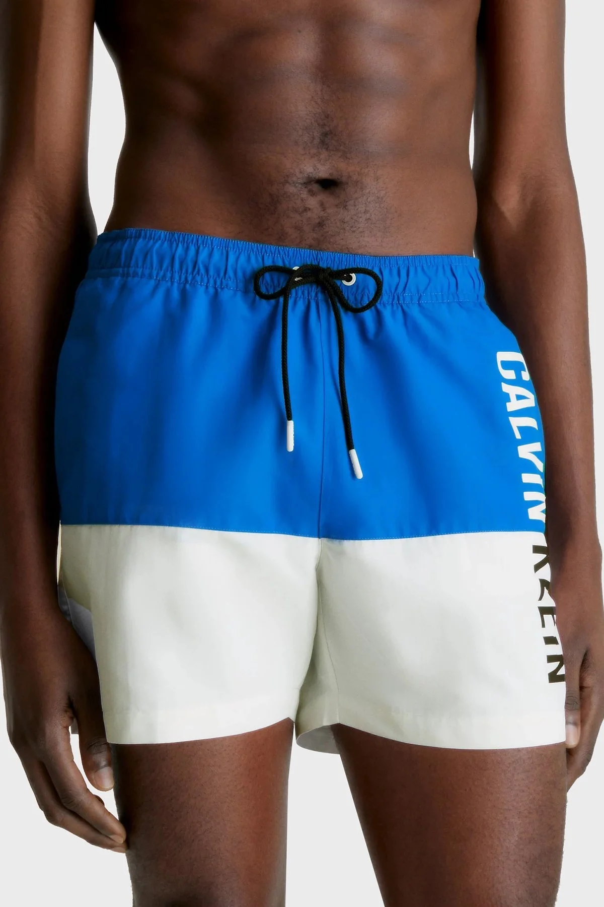 Calvin Klein Logolu Cepli KM0KM00796C4X Erkek Mayo Short KM0KM00796 C4X SAKS - 1