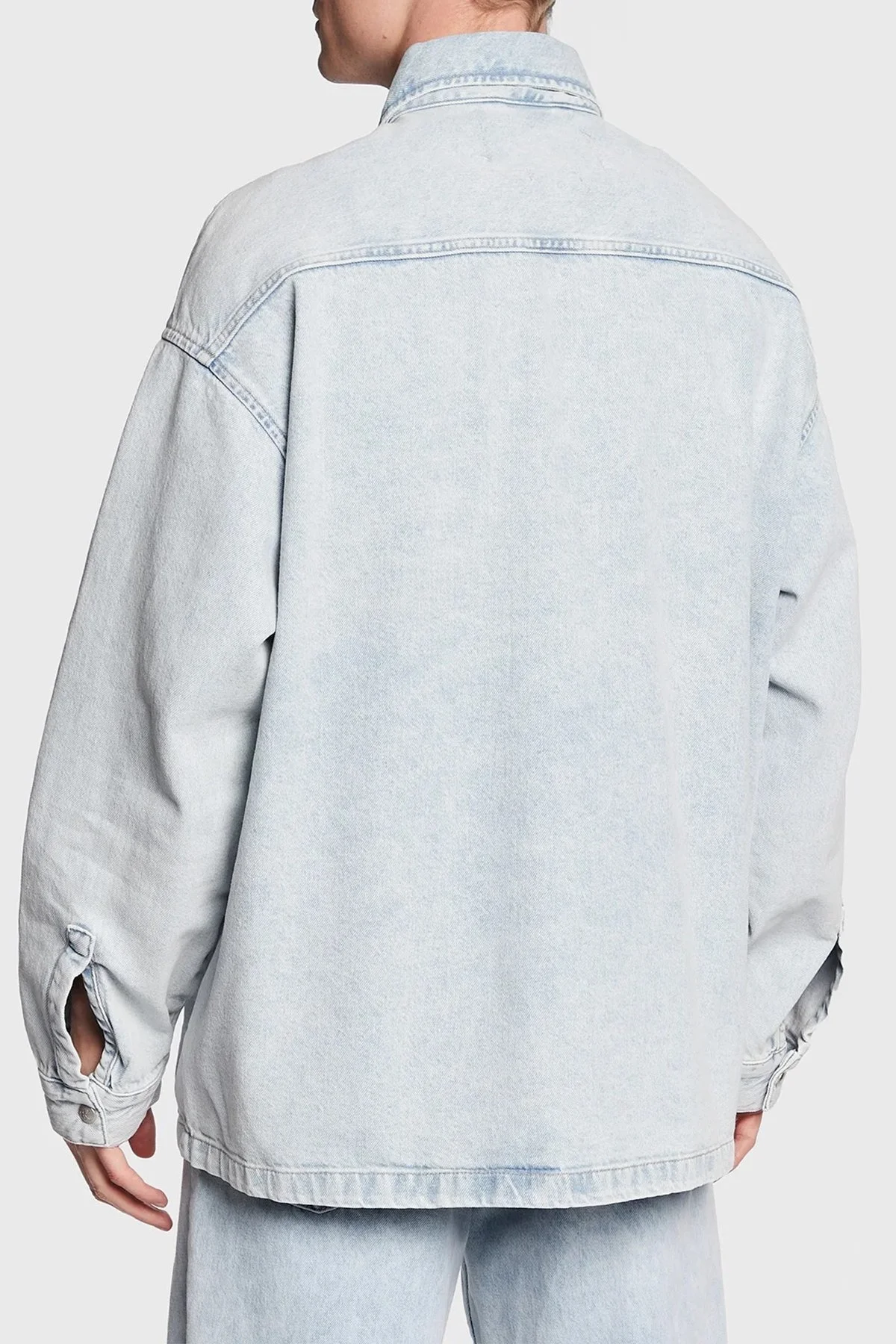 Calvin Klein Logolu Cepli Pamuklu Oversize J30J3223831AA Erkek Kot Ceket J30J322383 1AA AÇIK MAVİ - 3