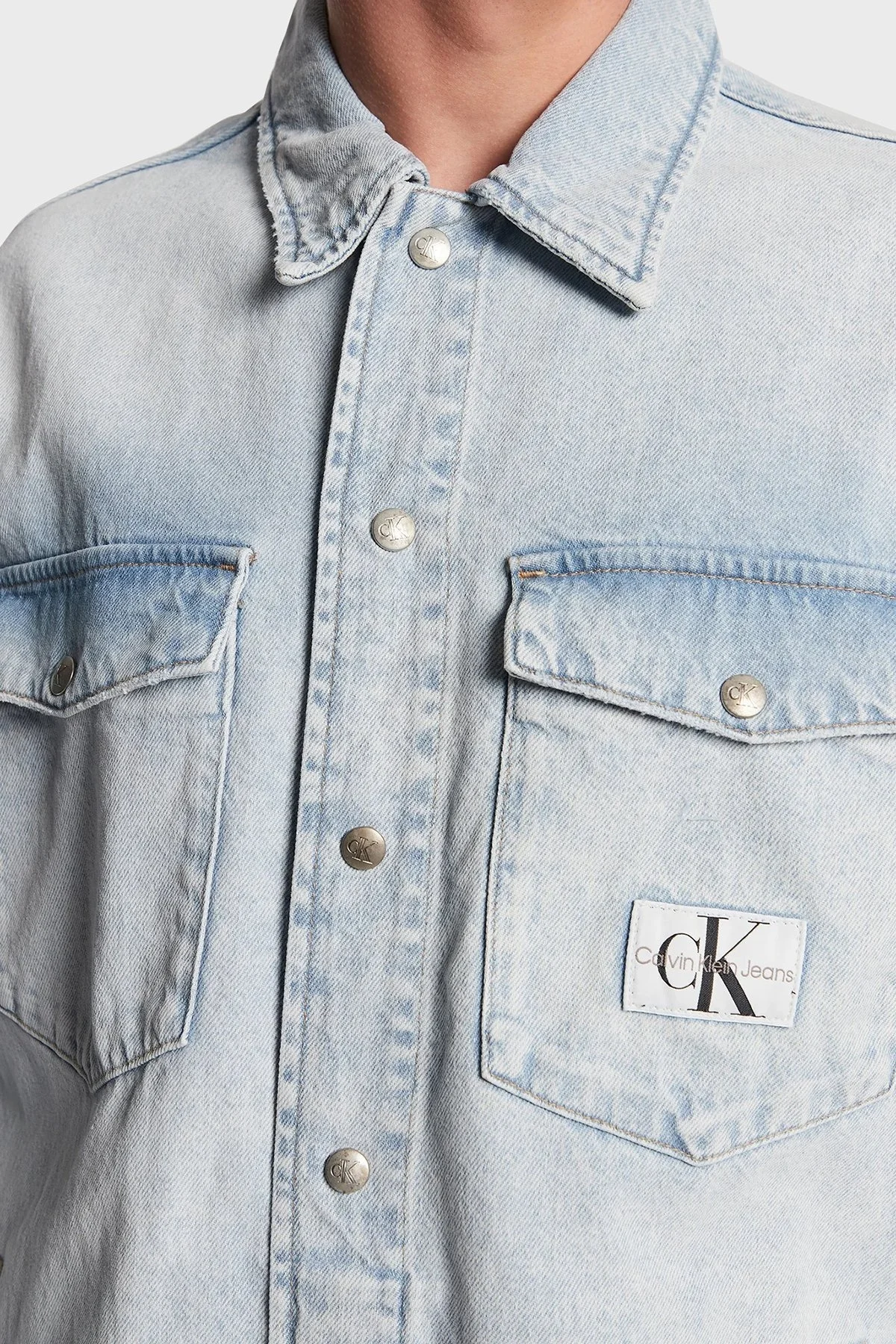 Calvin Klein Logolu Cepli Pamuklu Oversize J30J3223831AA Erkek Kot Ceket J30J322383 1AA AÇIK MAVİ - 4