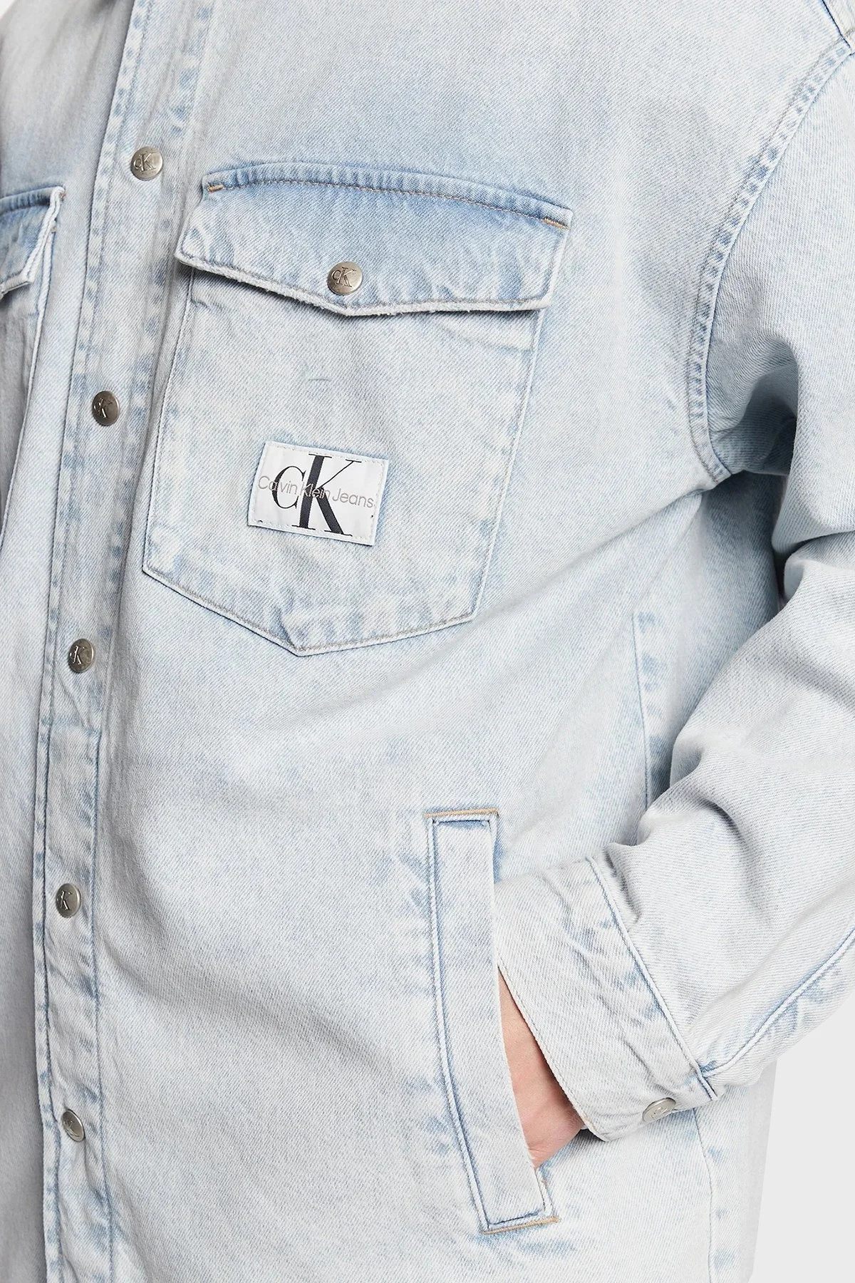 Calvin Klein Logolu Cepli Pamuklu Oversize J30J3223831AA Erkek Kot Ceket J30J322383 1AA AÇIK MAVİ - 5