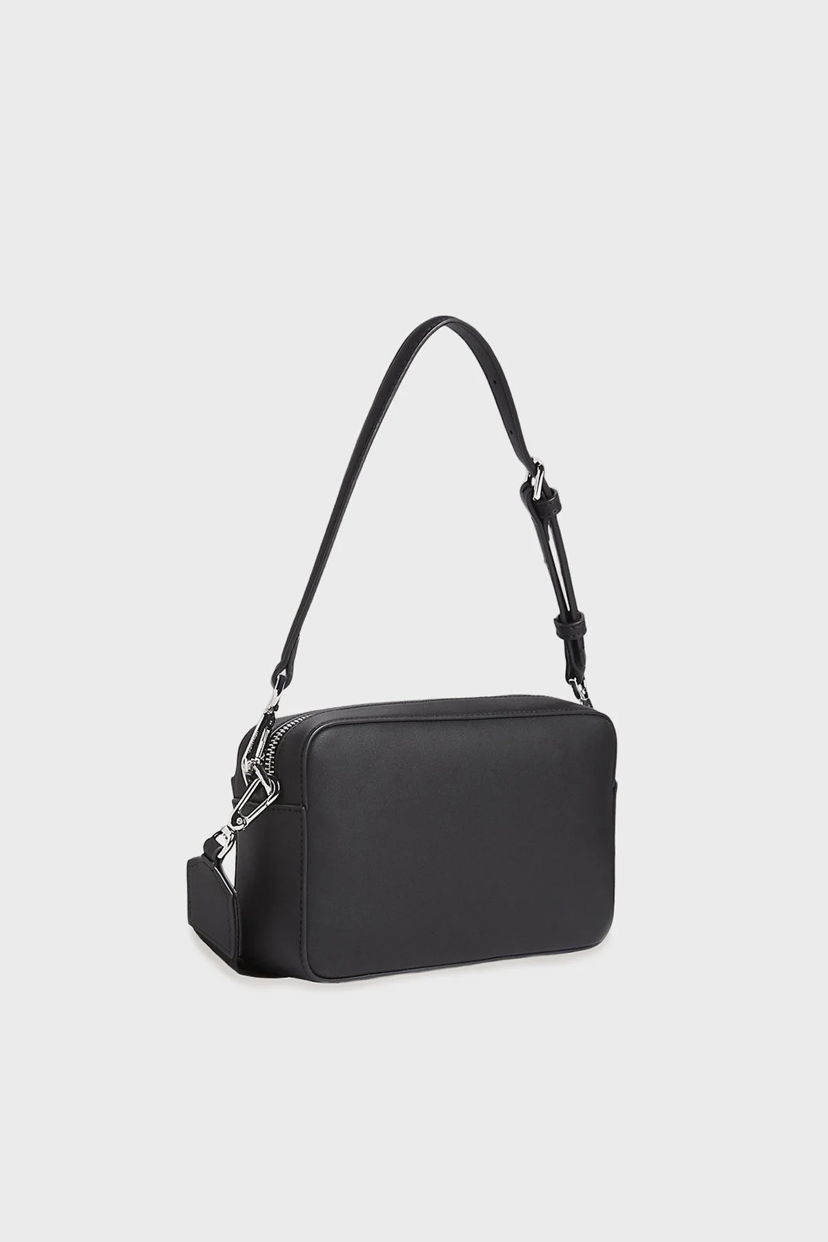 Calvin Klein Logolu Çıkarılabilir Askılı LV04F3094GUB1 Bayan Çanta LV04F3094G UB1 SİYAH - 2