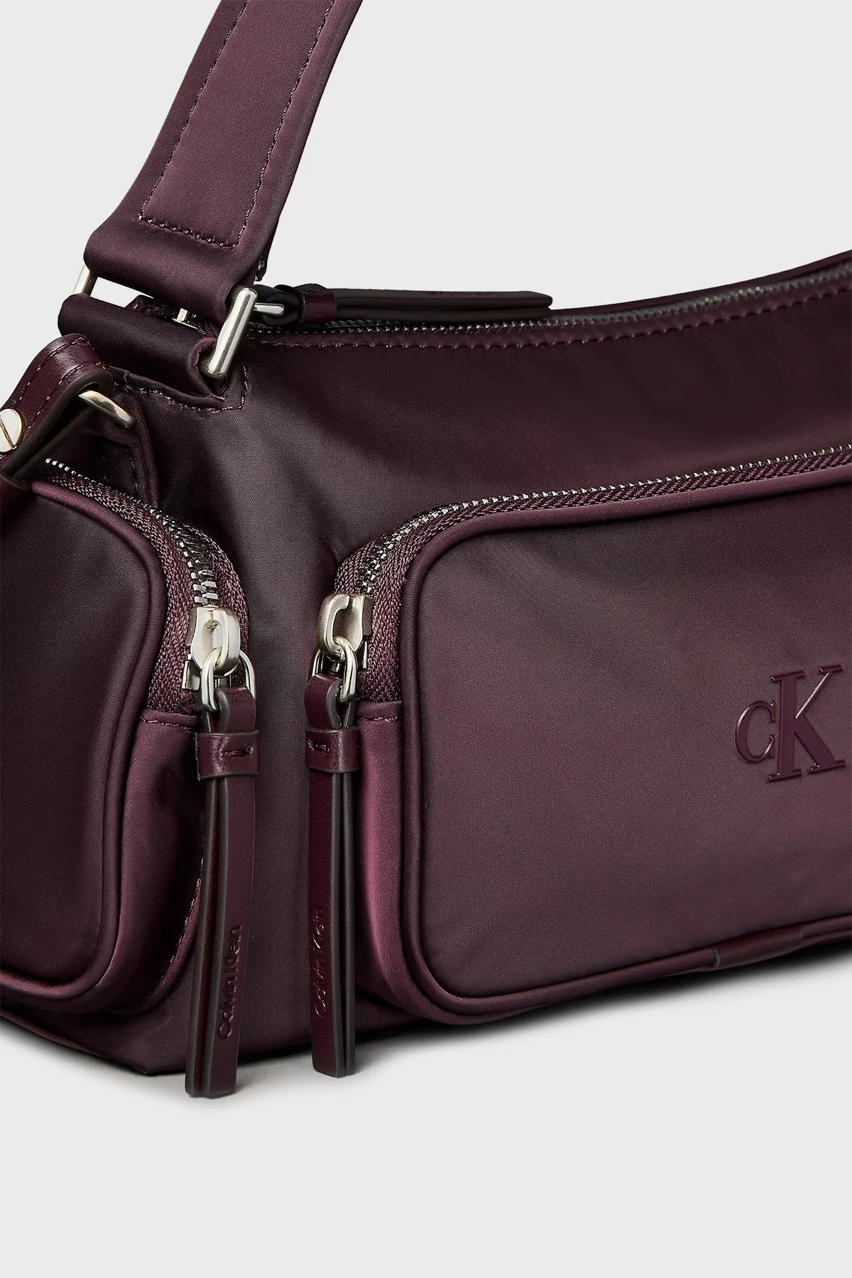 Calvin Klein Logolu Çıkarılabilir Askılı LV04F3132GBAP Bayan Çanta LV04F3132G BAP BORDO - 5