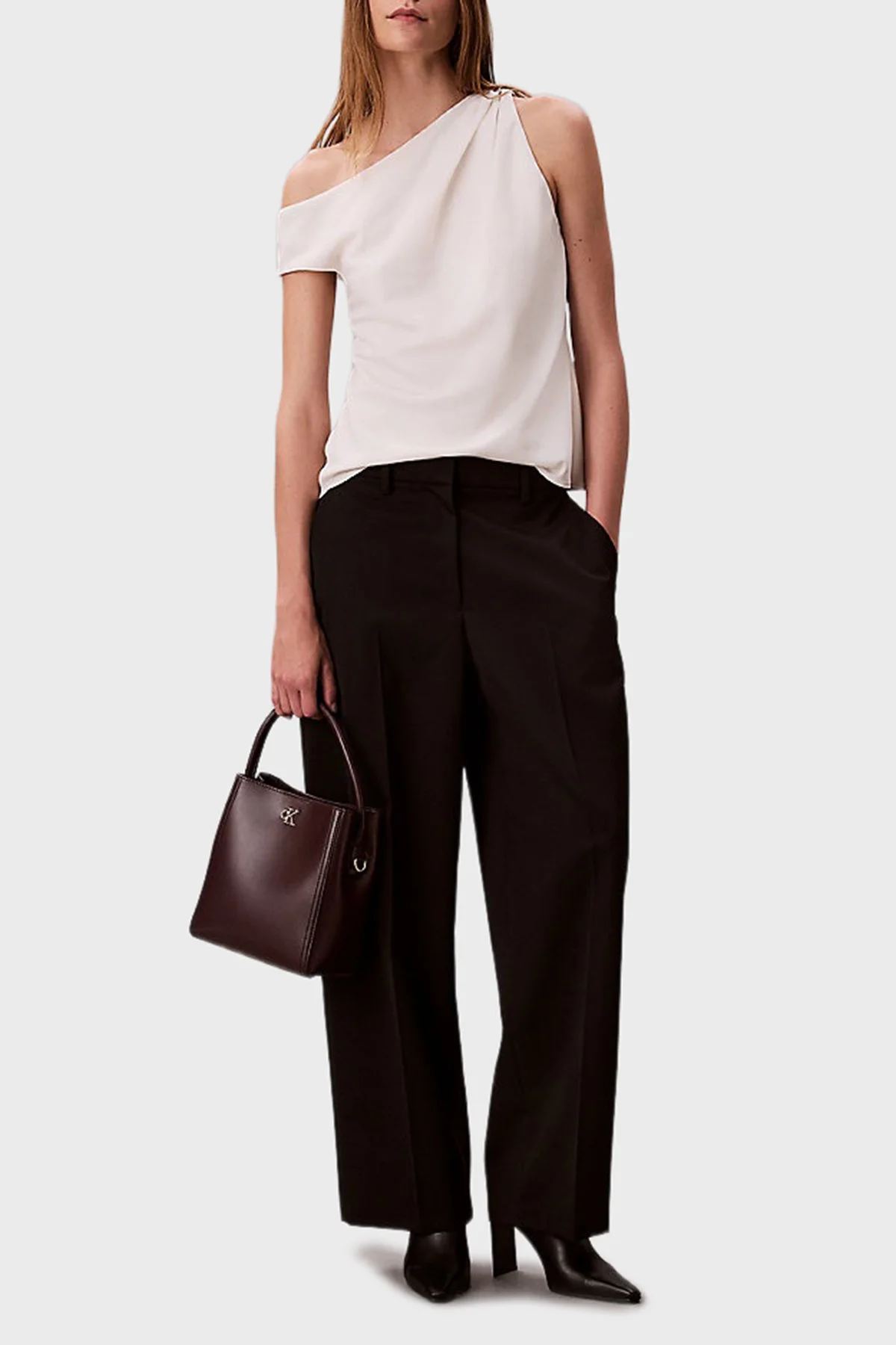 Calvin Klein Logolu Çıkarılabilir Askılı LV04F3174GBAP Bayan Çanta LV04F3174G BAP BORDO - 2