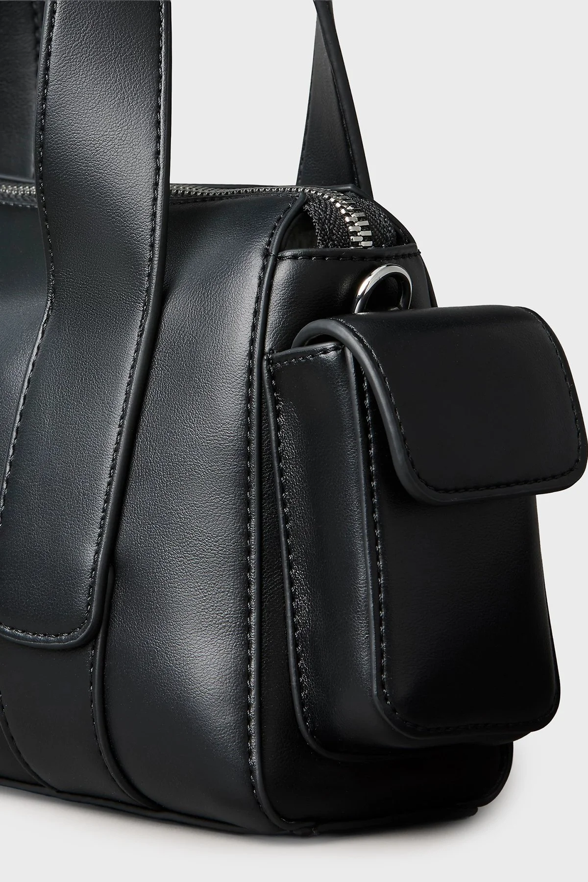 Calvin Klein Logolu Çıkarılabilir Askılı LV04F3291G2QP Bayan Çanta LV04F3291G 2QP SİYAH - 5