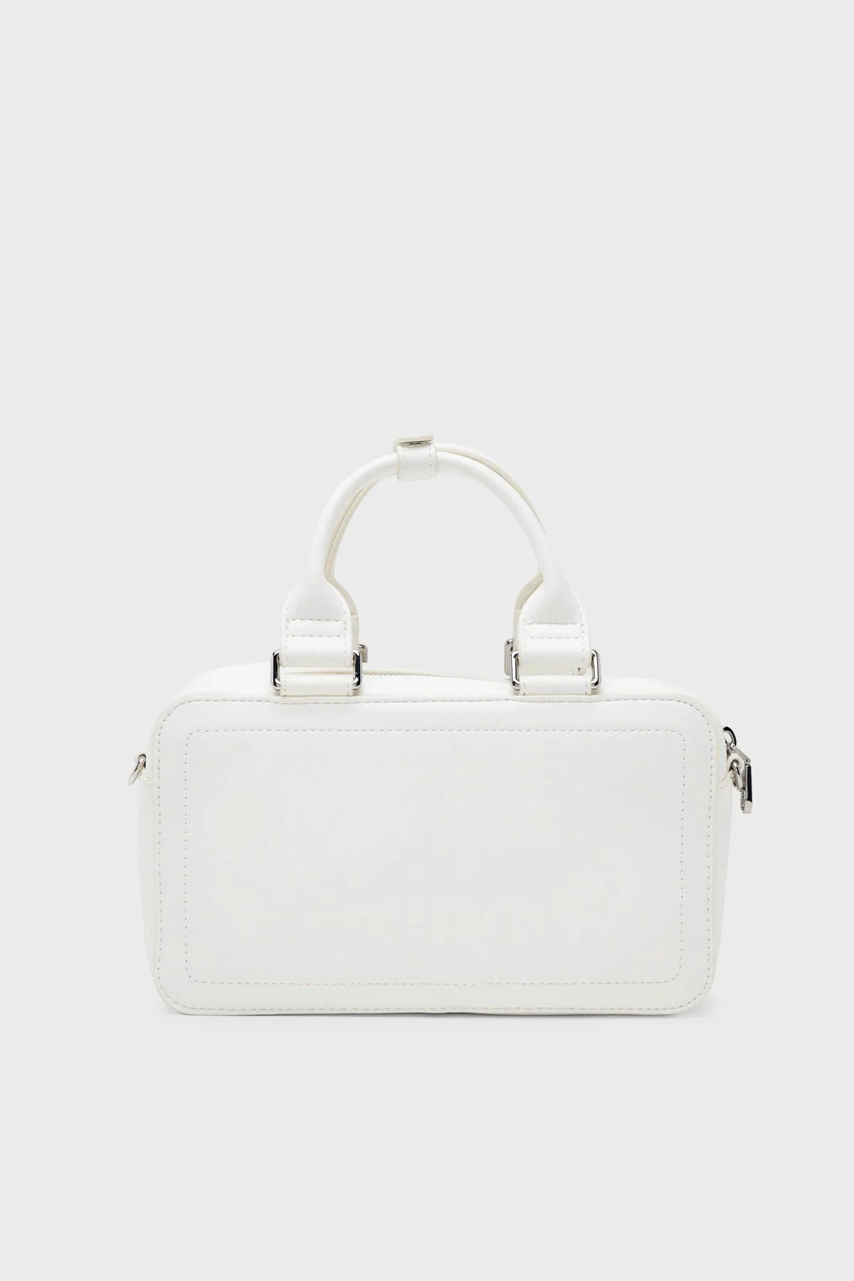 Calvin Klein Logolu Çıkarılabilir Askılı LV04F3411G4LX Bayan Çanta LV04F3411G 4LX BEYAZ - 4