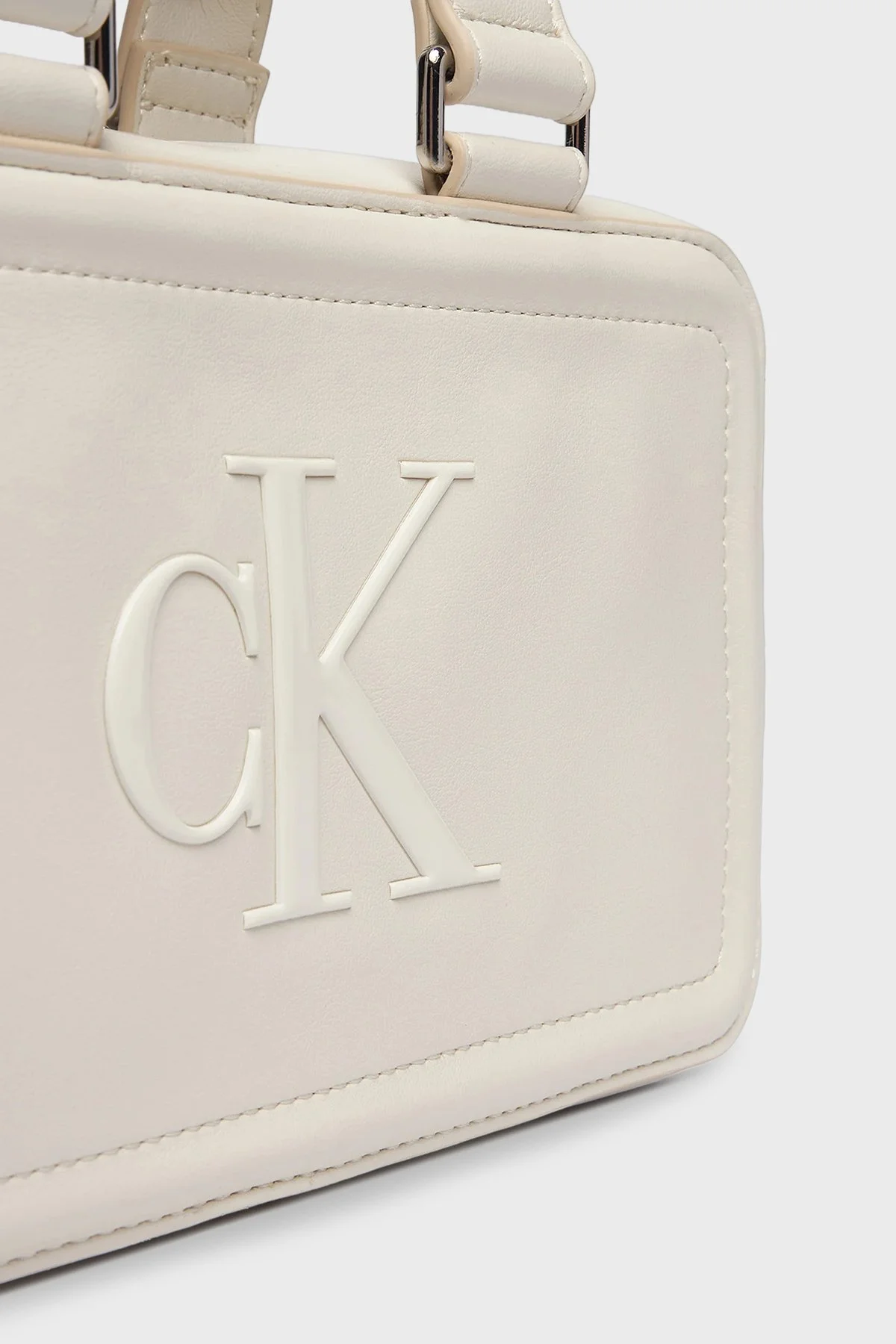 Calvin Klein Logolu Çıkarılabilir Askılı LV04F3411GFUP Bayan Çanta LV04F3411G FUP EKRU - 5