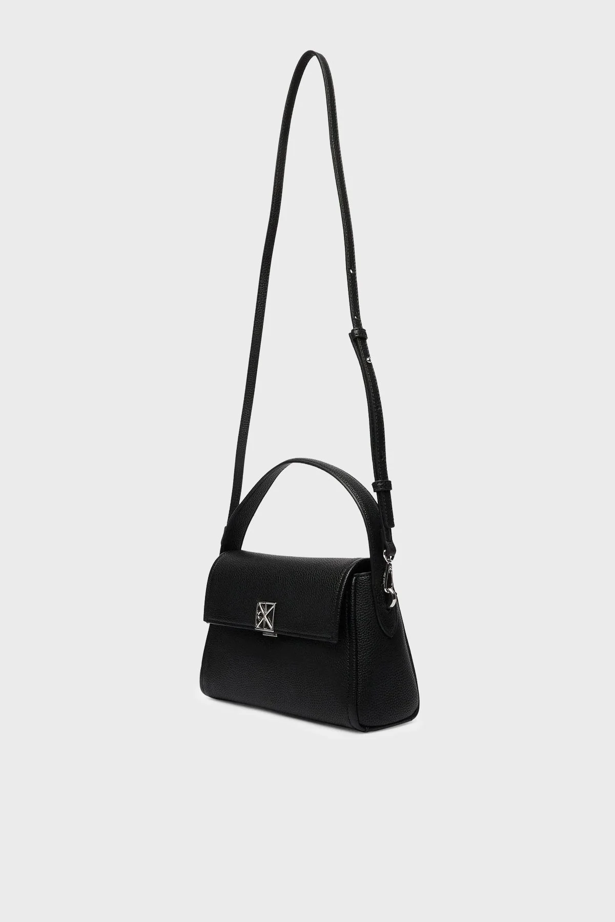 Calvin Klein Logolu Çıkarılabilir Askılı LV04F3425GUB1 Bayan Çanta LV04F3425G UB1 SİYAH - 4