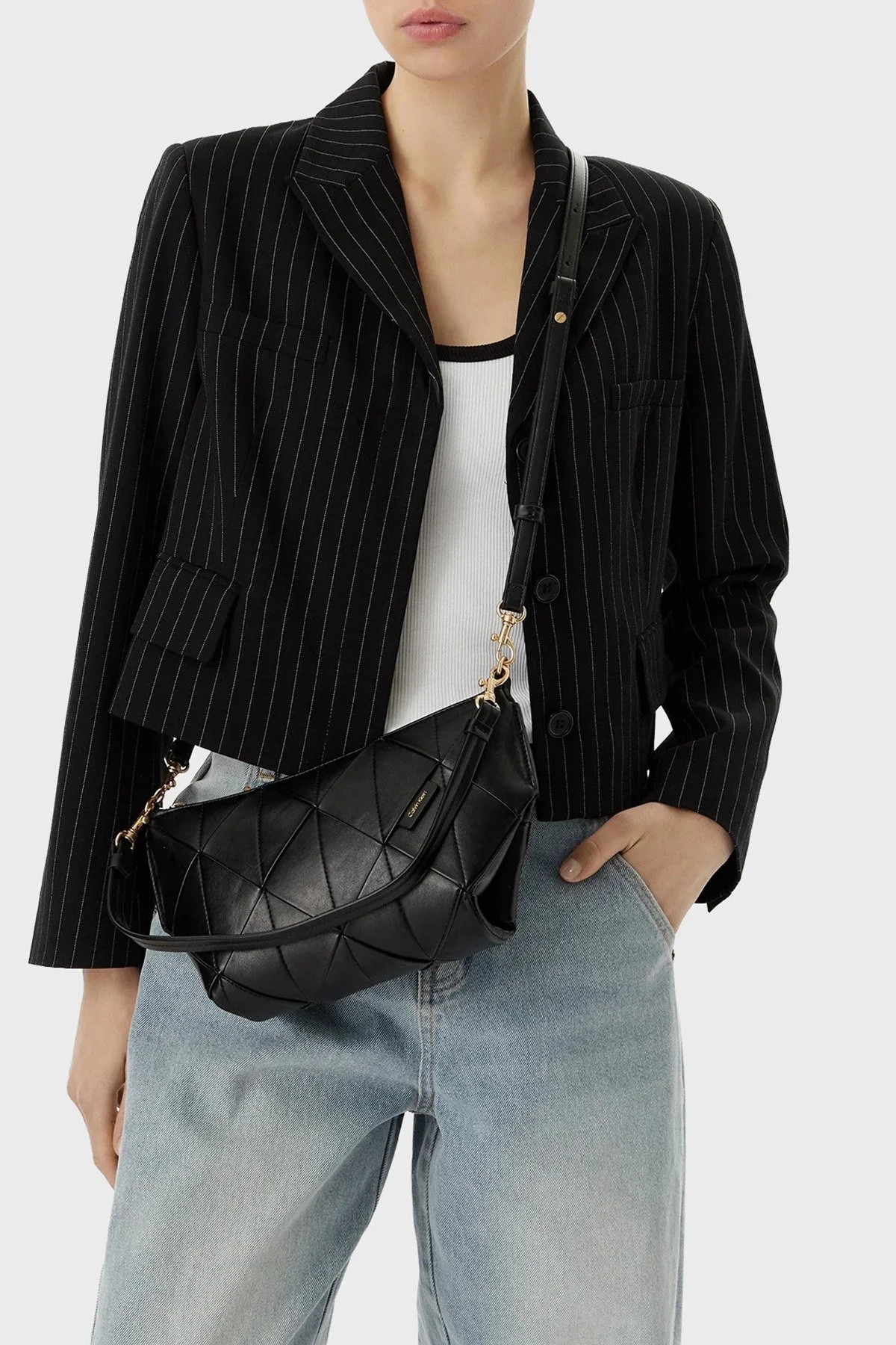 Calvin Klein Logolu Çıkarılabilir Askılı LV04F3546GUB1 Kadın Çanta LV04F3546G UB1 Siyah - 2