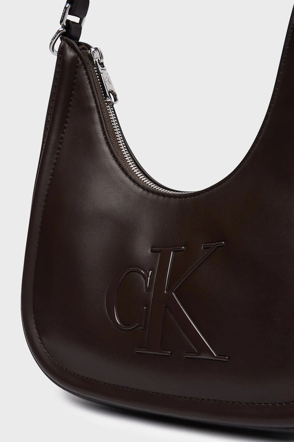 Calvin Klein Logolu Çıkarılabilir Askılı LV04F3561GBAL Kadın Çanta LV04F3561G BAL Kahve - 4
