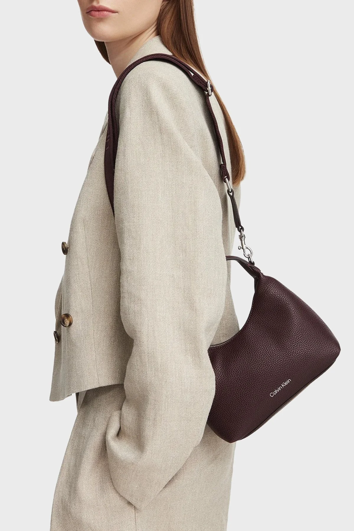 Calvin Klein Logolu Çıkarılabilir Askılı LV04F3892GBAP Kadın Çanta LV04F3892G BAP Bordo - 2