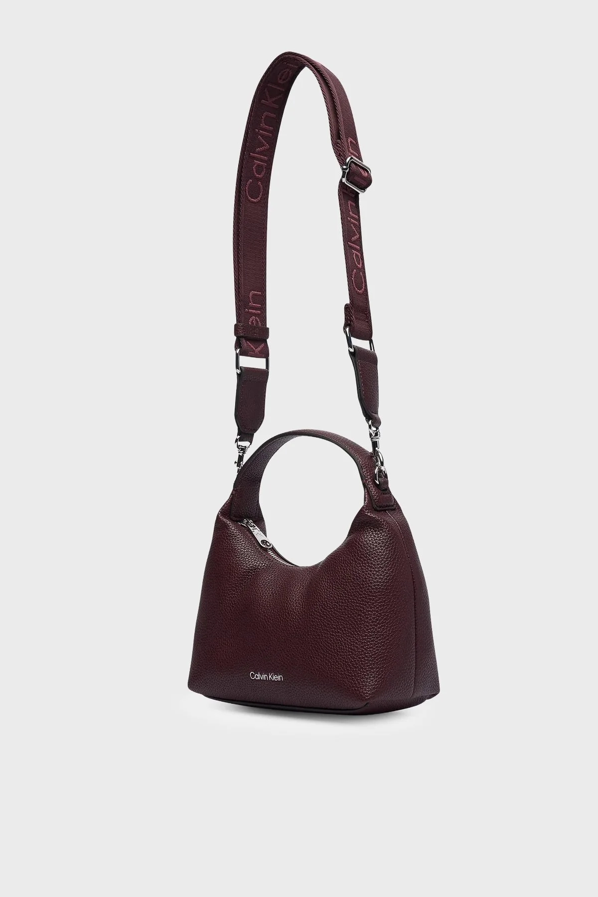 Calvin Klein Logolu Çıkarılabilir Askılı LV04F3892GBAP Kadın Çanta LV04F3892G BAP Bordo - 4