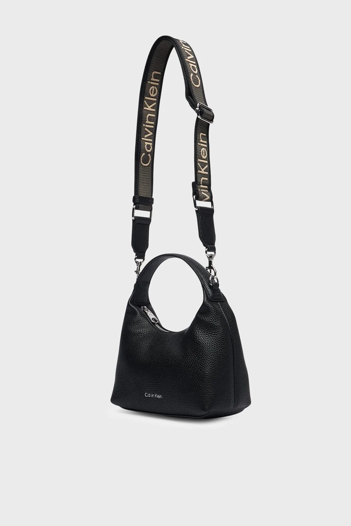 Calvin Klein Logolu Çıkarılabilir Askılı LV04F3892GUB1 Kadın Çanta LV04F3892G UB1 Siyah - 4