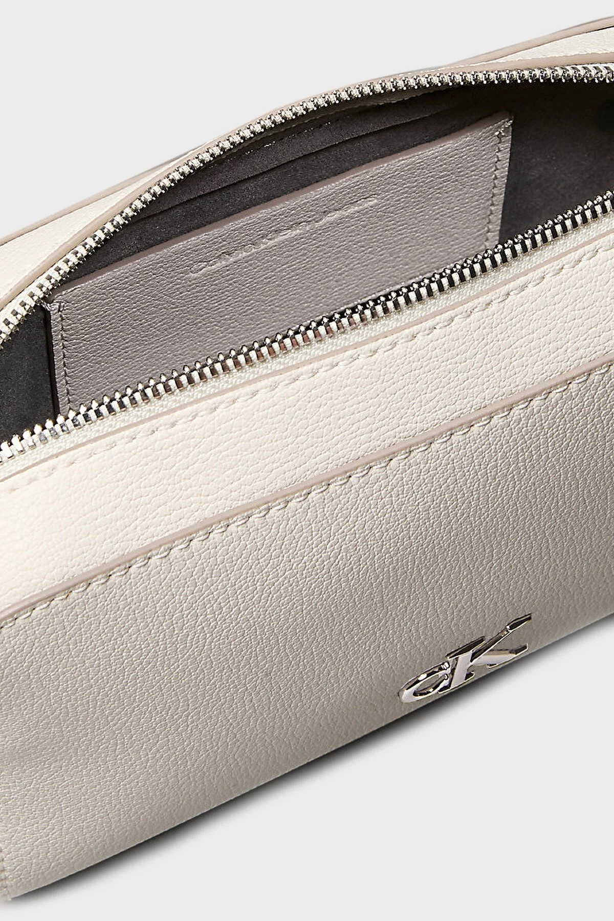 Calvin Klein Logolu Çıkarılabilir Askılı LV04K3162GCJH Bayan Çanta LV04K3162G CJH BEYAZ - 6