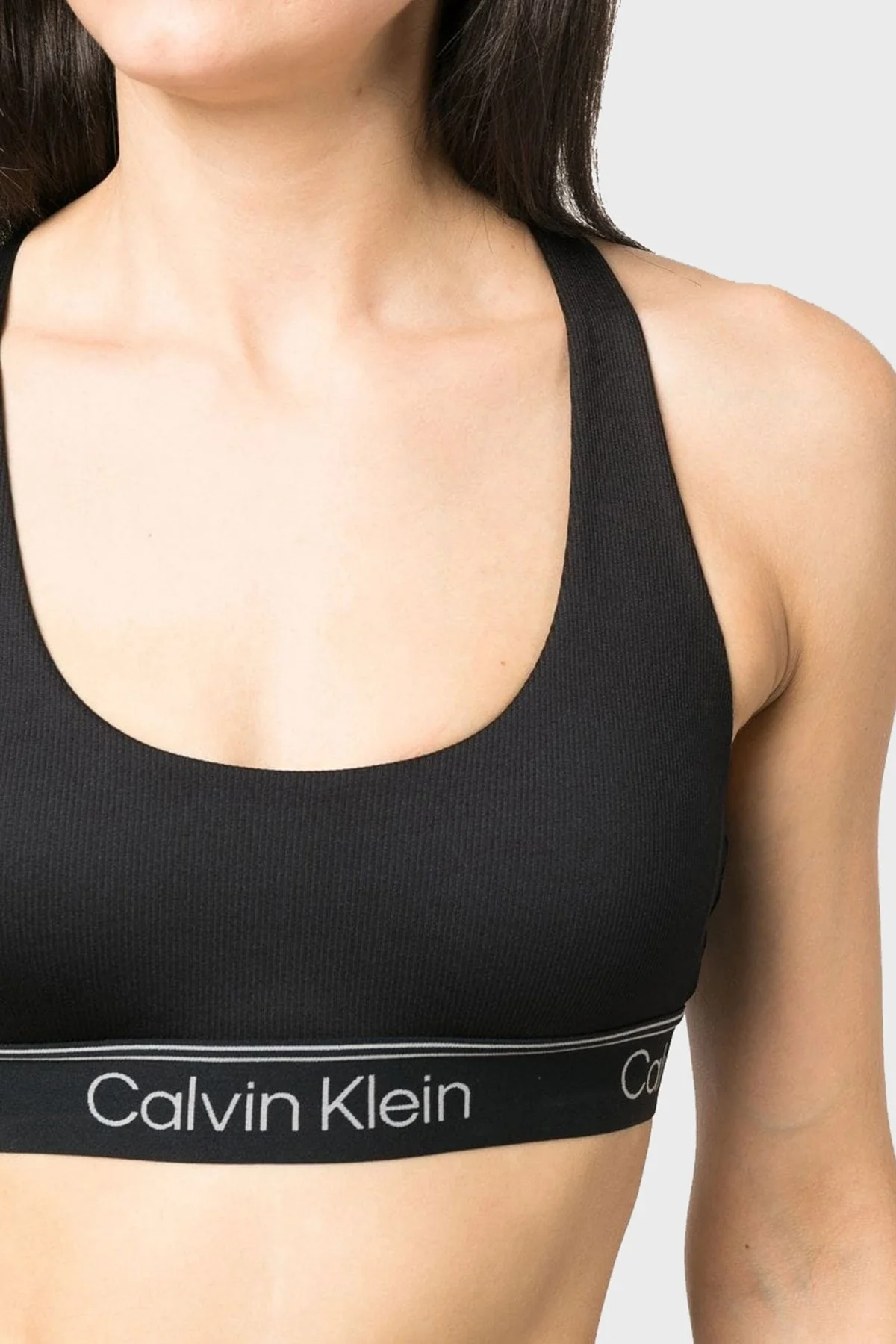 Calvin Klein Logolu Çıkarılabilir Dolgulu Nem Emici Spor Bayan Sütyen 00GWS3K122 BAE SİYAH - 3