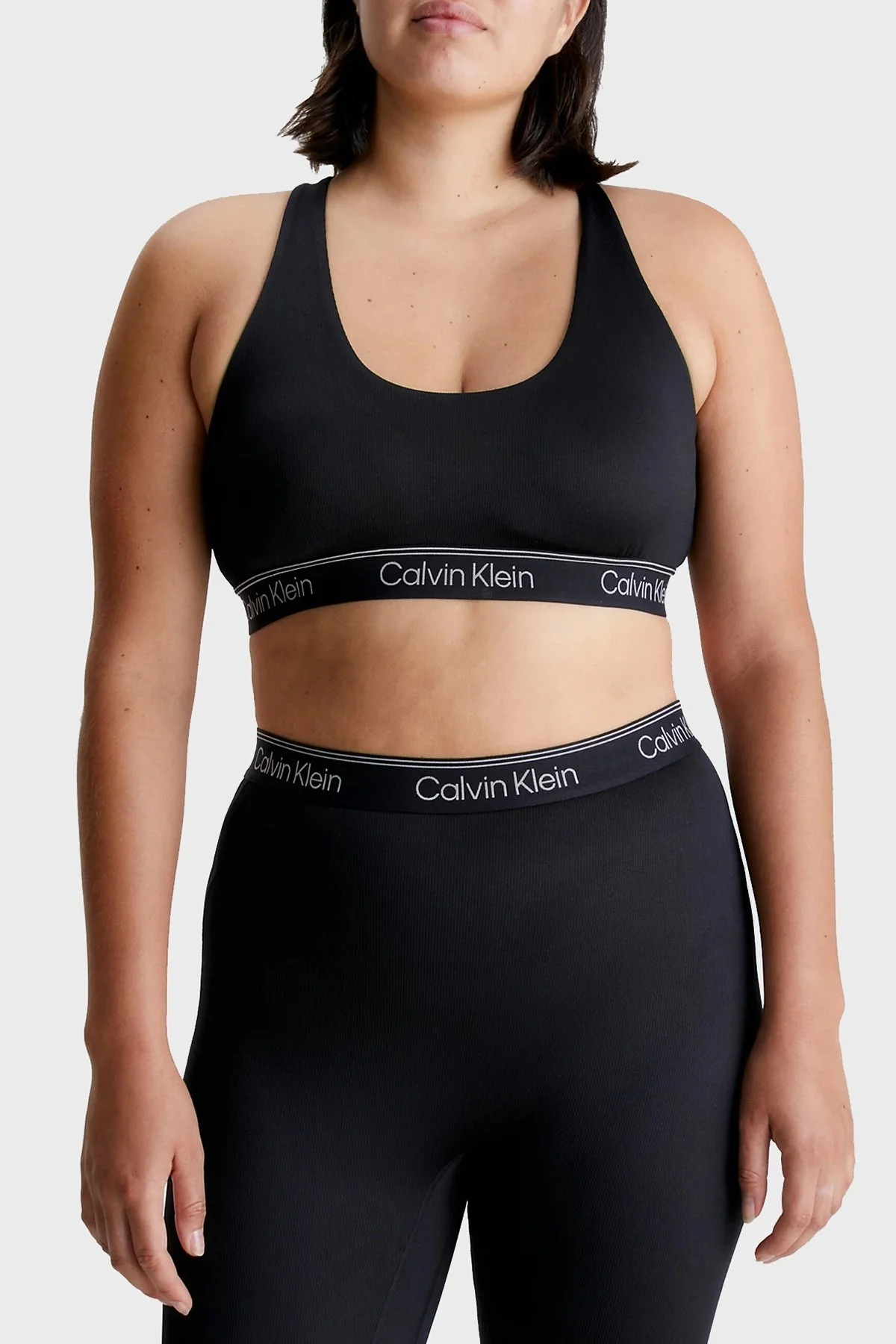Calvin Klein Logolu Çıkarılabilir Dolgulu Nem Emici Spor Bayan Sütyen 00GWS3K122 BAE SİYAH - 5