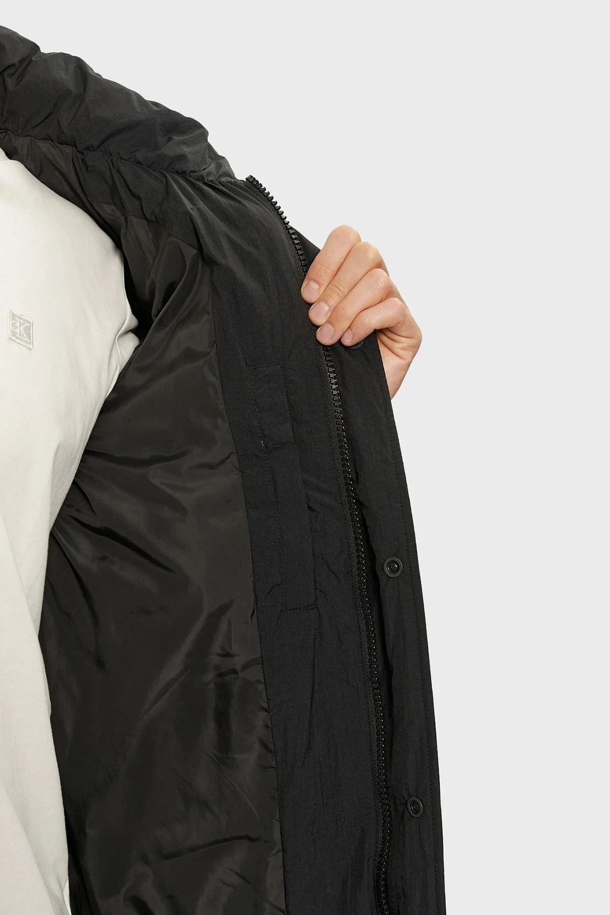 Calvin Klein Logolu Çıkarılabilir Kapüşonlu Şişme J30J326104BEH Erkek Mont J30J326104 BEH SİYAH - 5