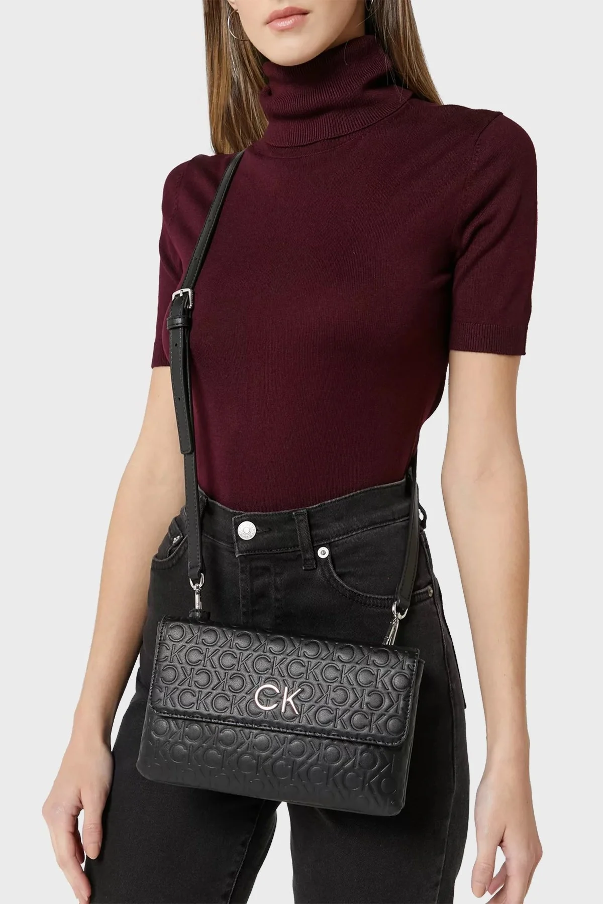 Calvin Klein Logolu Çıkarılabilir Omuz Askılı Bayan Çanta K60K610206 BAX SİYAH - 2