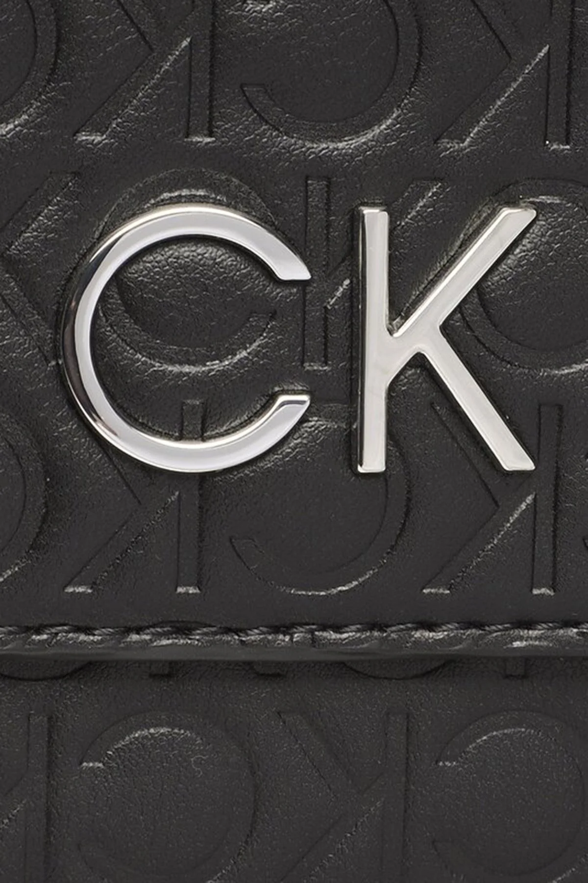 Calvin Klein Logolu Çıkarılabilir Omuz Askılı Bayan Çanta K60K610206 BAX SİYAH - 5