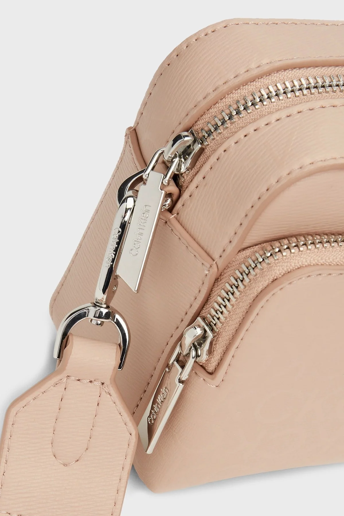 Calvin Klein Logolu Çıkarılabilir Omuz Askılı K60K611926PE1 Bayan Çanta K60K611926 PE1 BEJ - 4