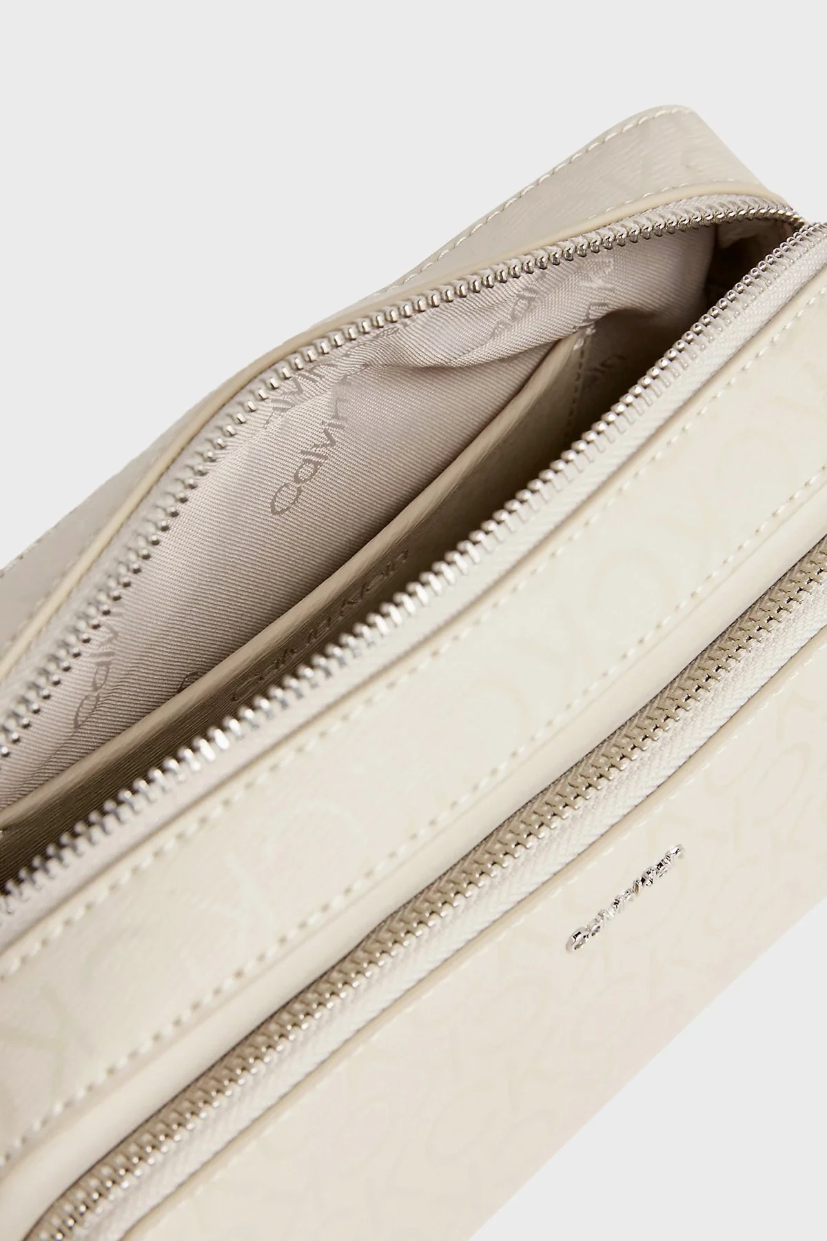 Calvin Klein Logolu Çıkarılabilir Omuz Askılı K60K611926PEA Bayan Çanta K60K611926 PEA BEJ - 5