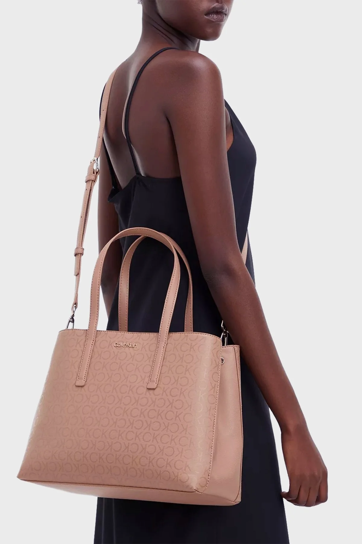 Calvin Klein Logolu Çıkarılabilir Uzatma Askılı K60K6106280HE Bayan Çanta K60K610628 0HE BEJ - 2