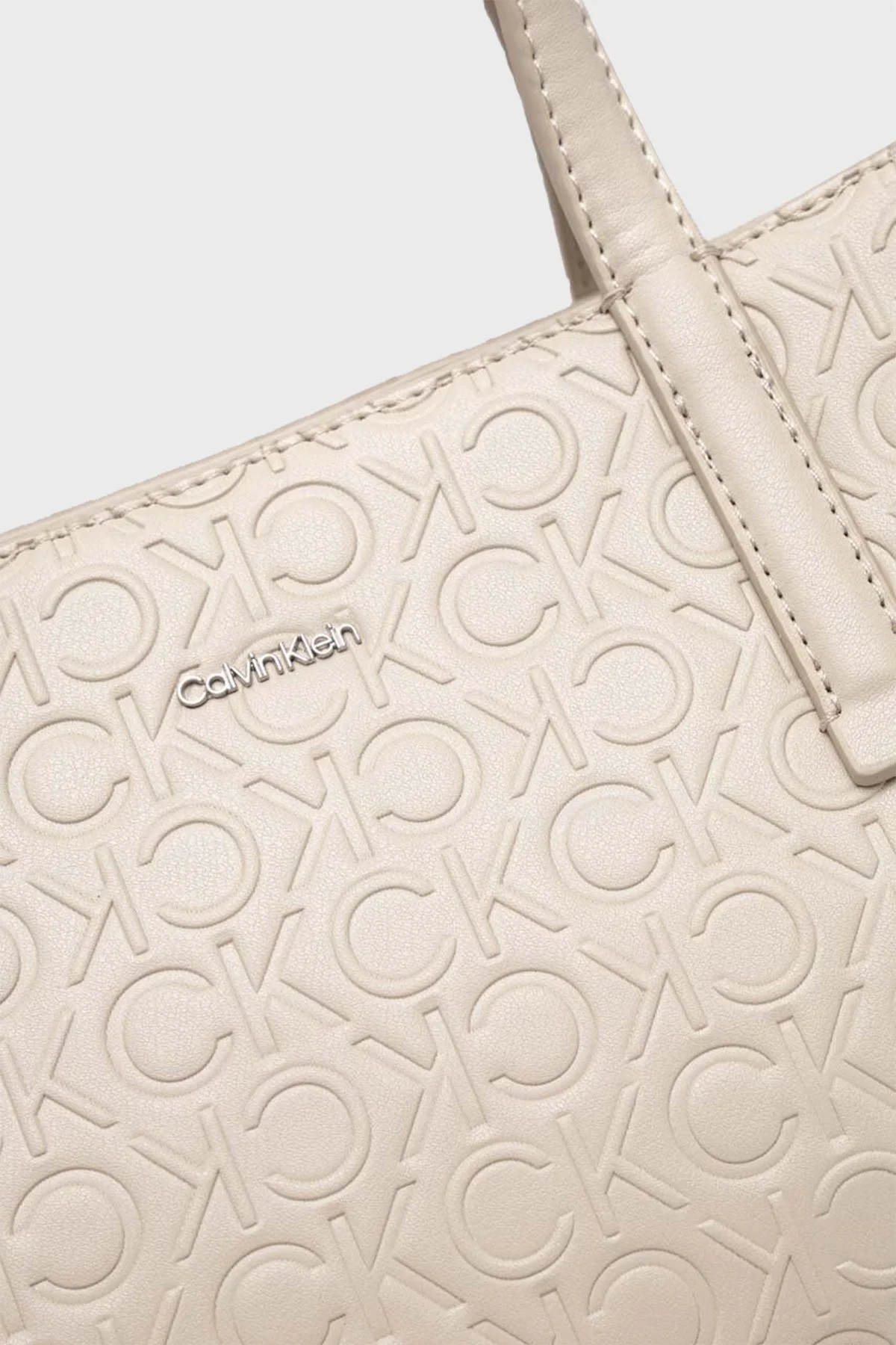 Calvin Klein Logolu Çıkarılabilir Uzatma Askılı K60K610928PEA Bayan Çanta K60K610928 PEA BEJ - 5