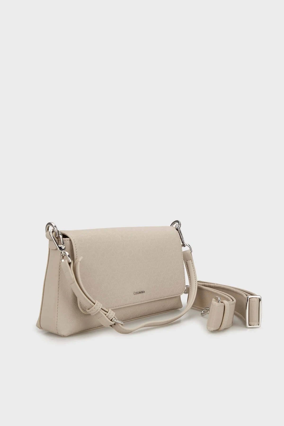 Calvin Klein Logolu Çıkarılabilir ve Ayarlanabilir Askılı LV04F3101GRMU Bayan Çanta LV04F3101G RMU KAHVE - 3