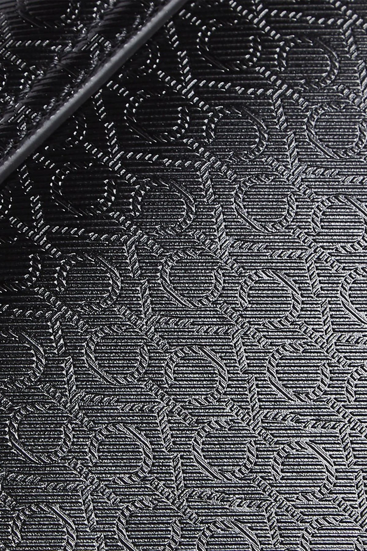 Calvin Klein Logolu Çıkarılabilir ve Ayarlanabilir Askılı LV04F3101GUB1 Bayan Çanta LV04F3101G UB1 SİYAH - 4