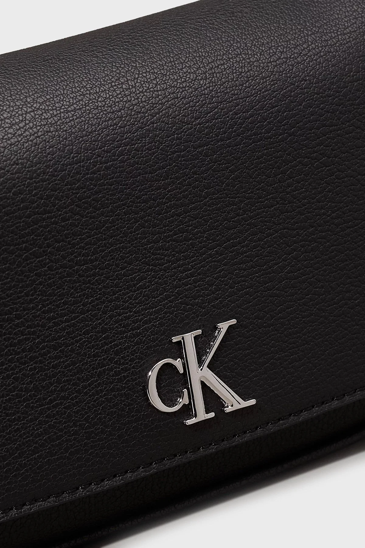 Calvin Klein Logolu Çıkarılabilir Zincir Askılı K60K613049BEH Bayan Çanta K60K613049 BEH SİYAH - 6